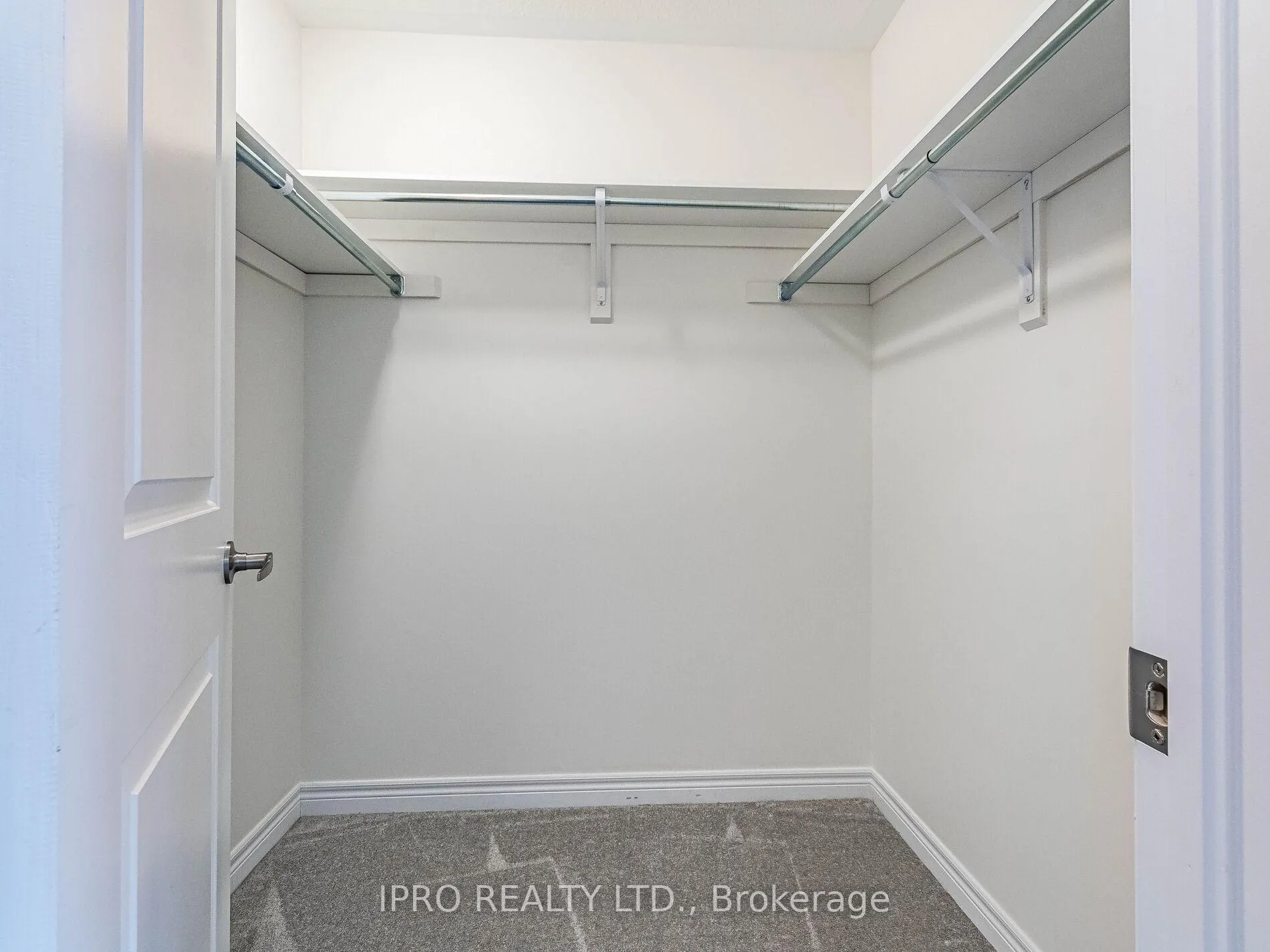 Photo 24 of 85 Broadacre Drive, Kitchener — HOMEH