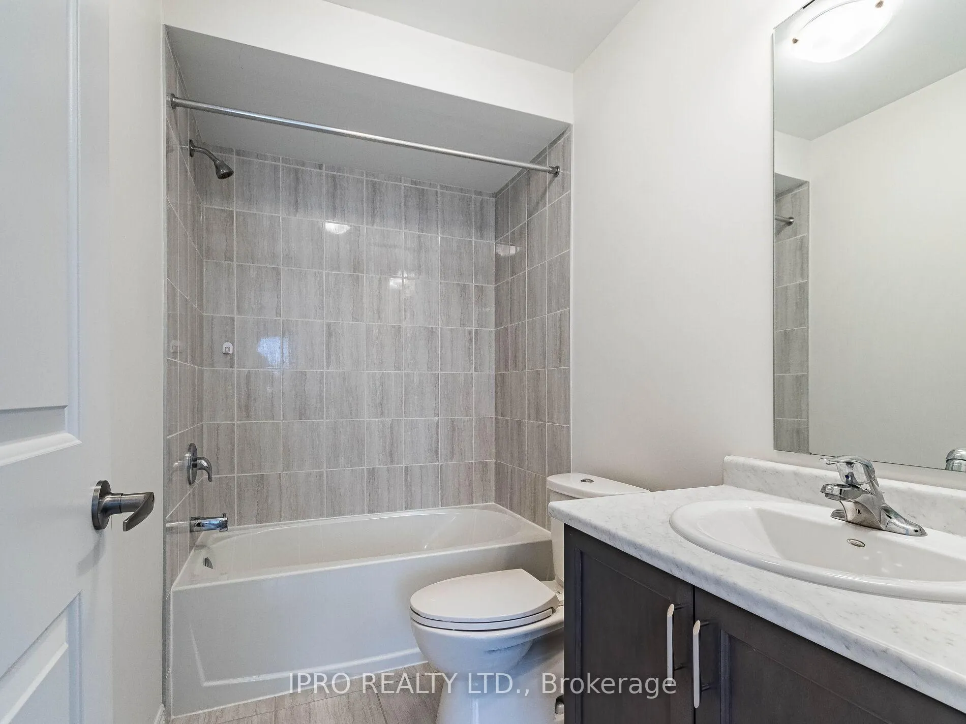 Photo 28 of 85 Broadacre Drive, Kitchener — HOMEH