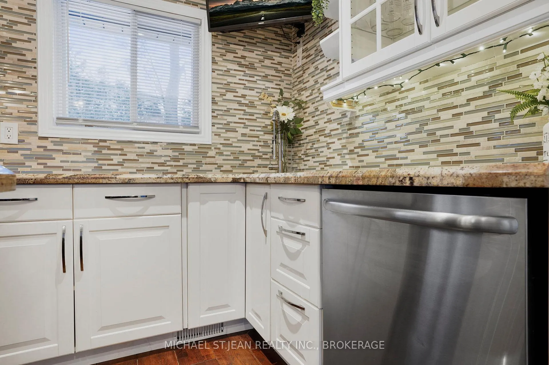Photo 13 of 419 Sanatorium Road, Hamilton, Westcliffe — HOMEH