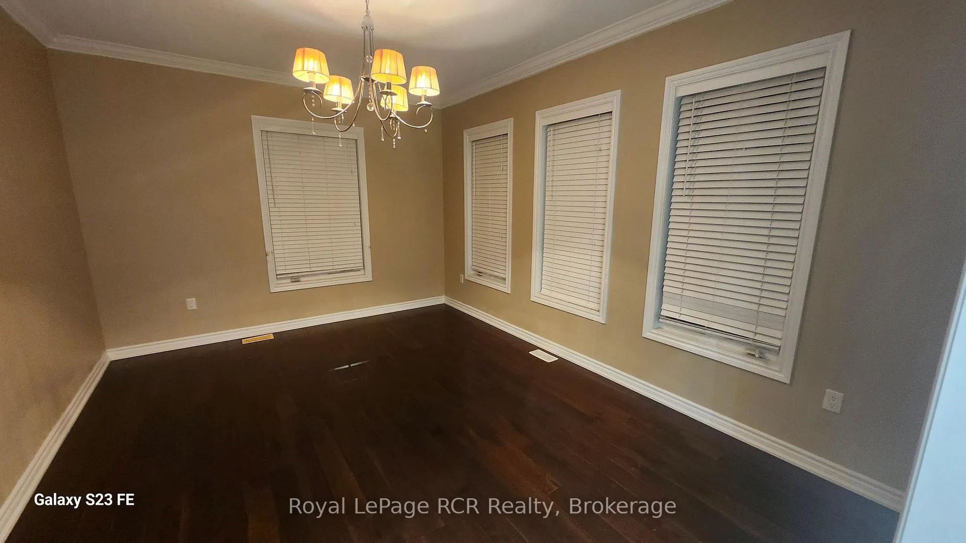 Photo 8 of 201 Eight Avenue, New Tecumseth, Alliston — HOMEH