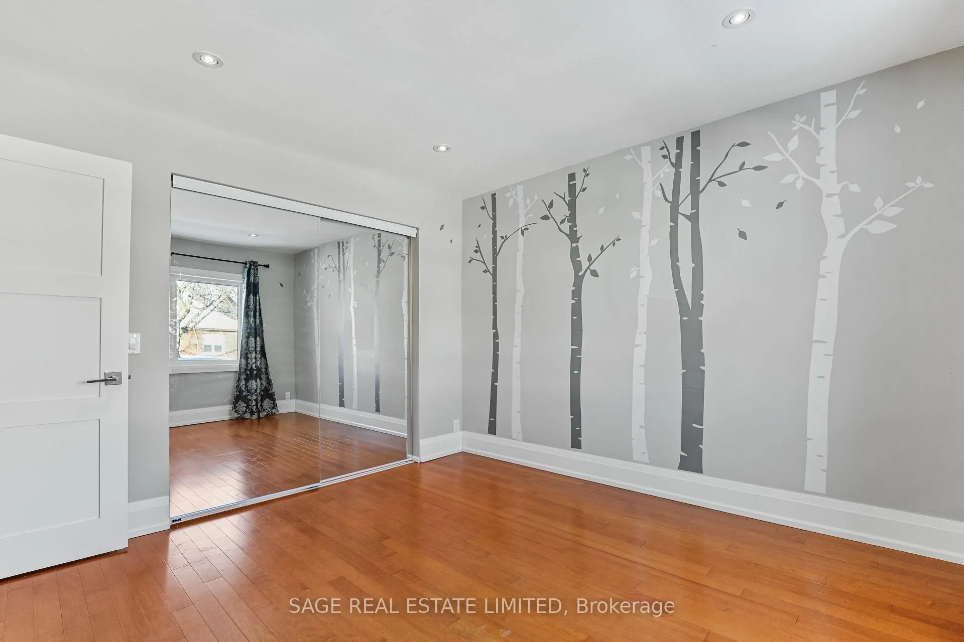 Photo 28 of Unit 2, 26 Roseneath Gardens, Toronto, Oakwood Village — HOMEH