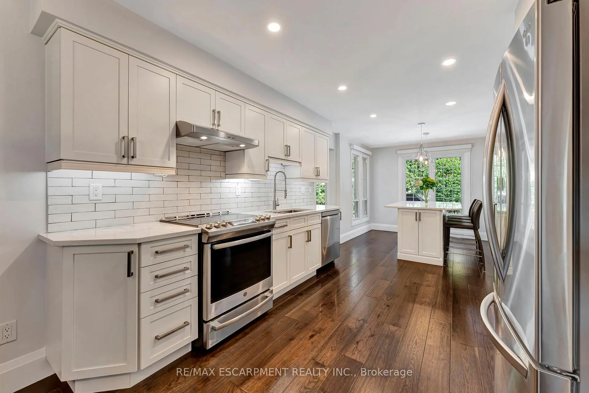 Photo 6 of 55 Abbey Close, Hamilton, Ancaster — HOMEH