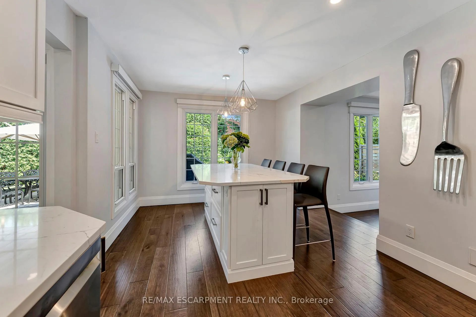 Photo 9 of 55 Abbey Close, Hamilton, Ancaster — HOMEH