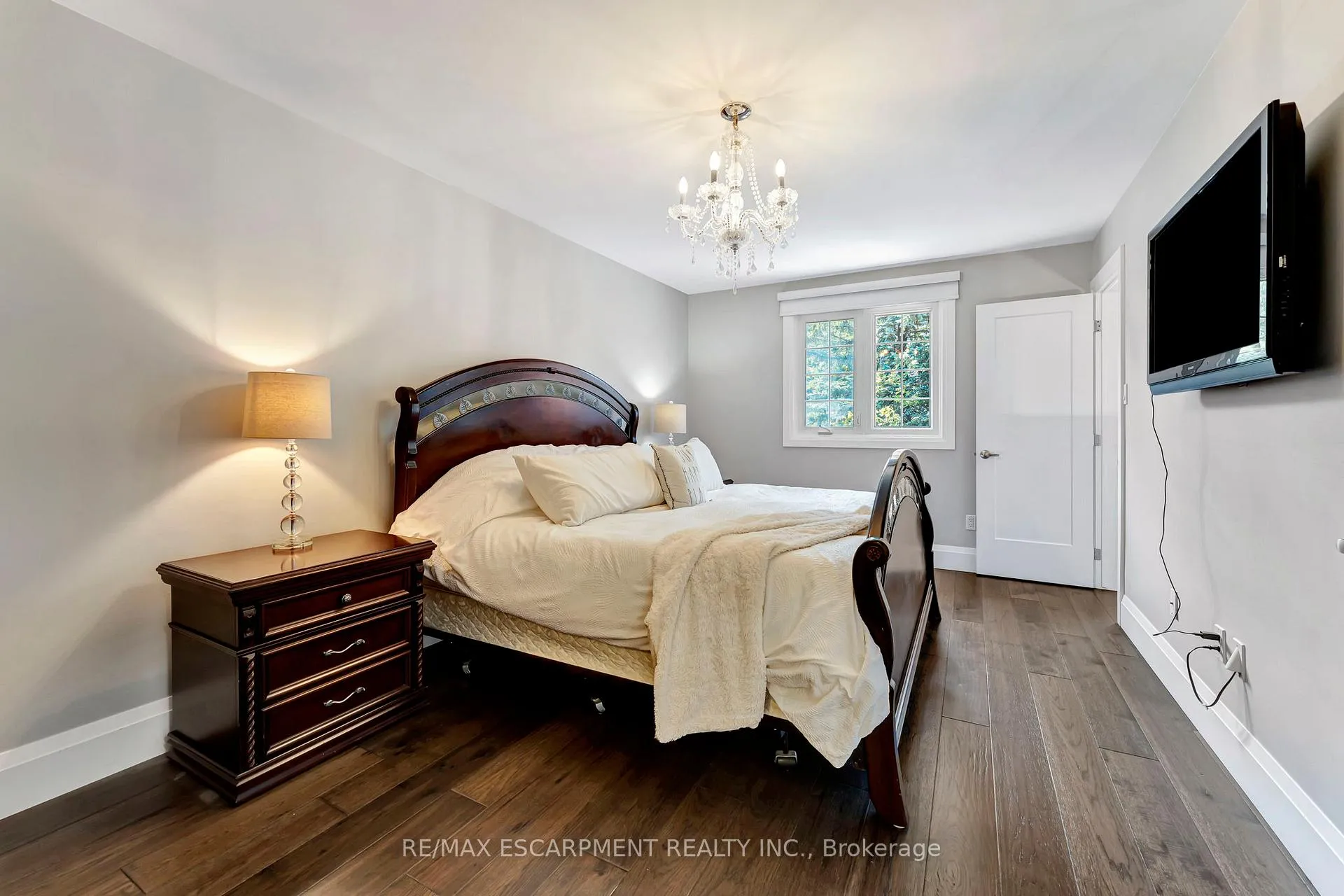 Photo 23 of 55 Abbey Close, Hamilton, Ancaster — HOMEH