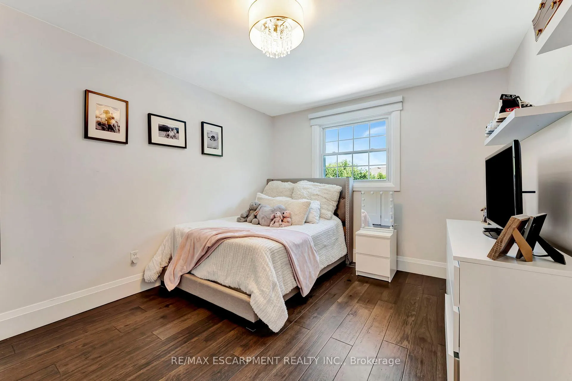 Photo 27 of 55 Abbey Close, Hamilton, Ancaster — HOMEH