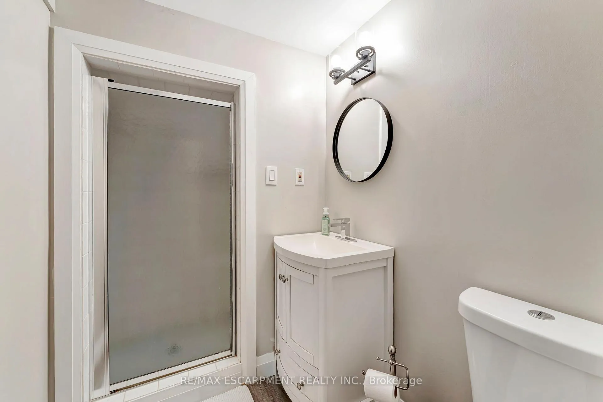 Photo 36 of 55 Abbey Close, Hamilton, Ancaster — HOMEH