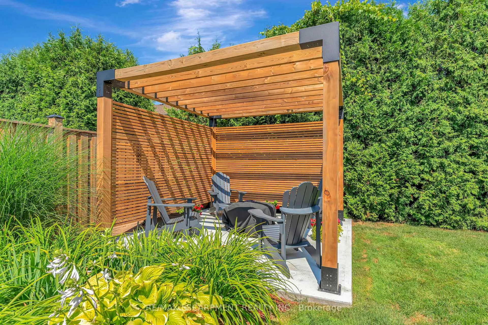 Photo 42 of 55 Abbey Close, Hamilton, Ancaster — HOMEH