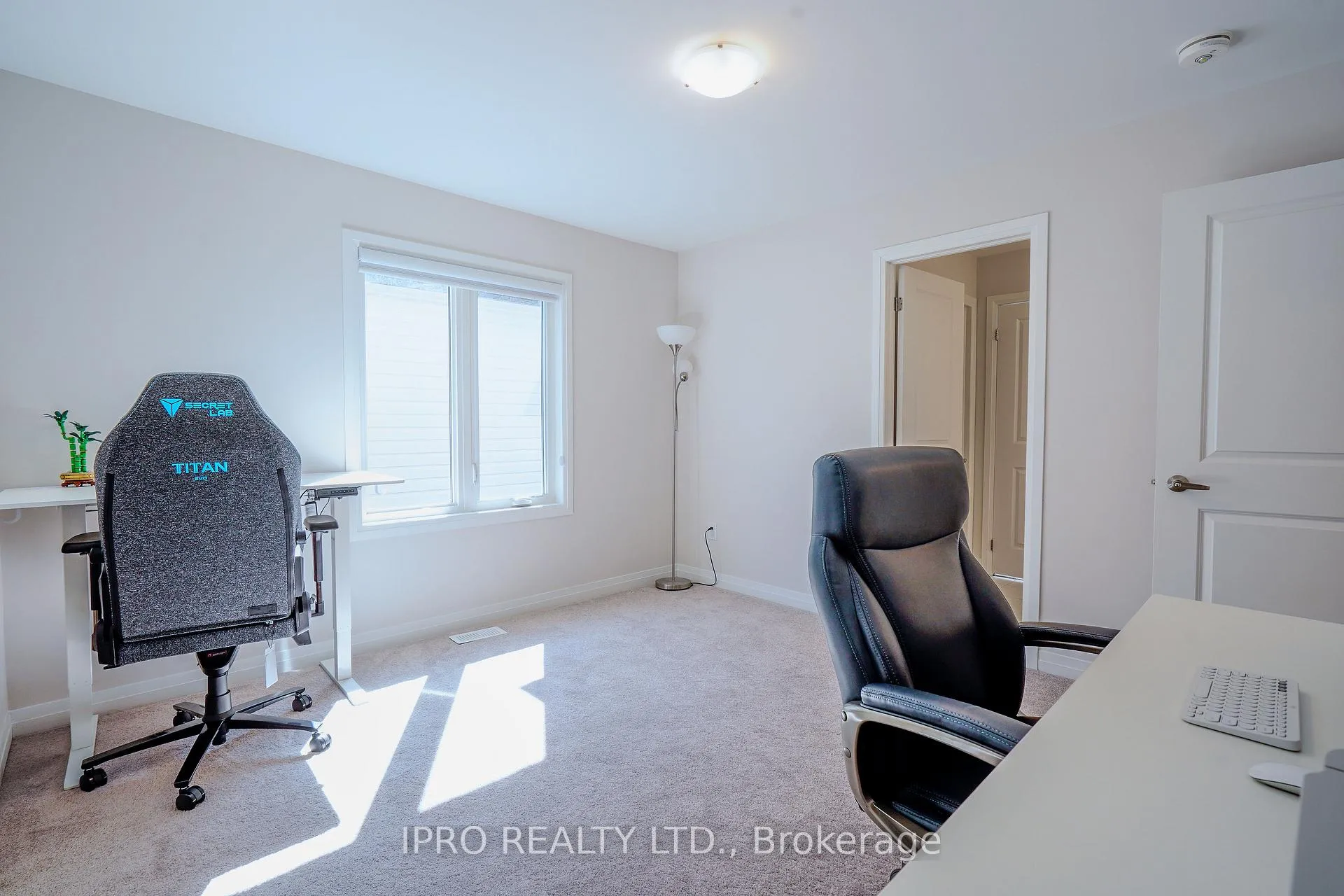 Photo 28 of 63 Fairey Crescent, Hamilton, Mount Hope — HOMEH