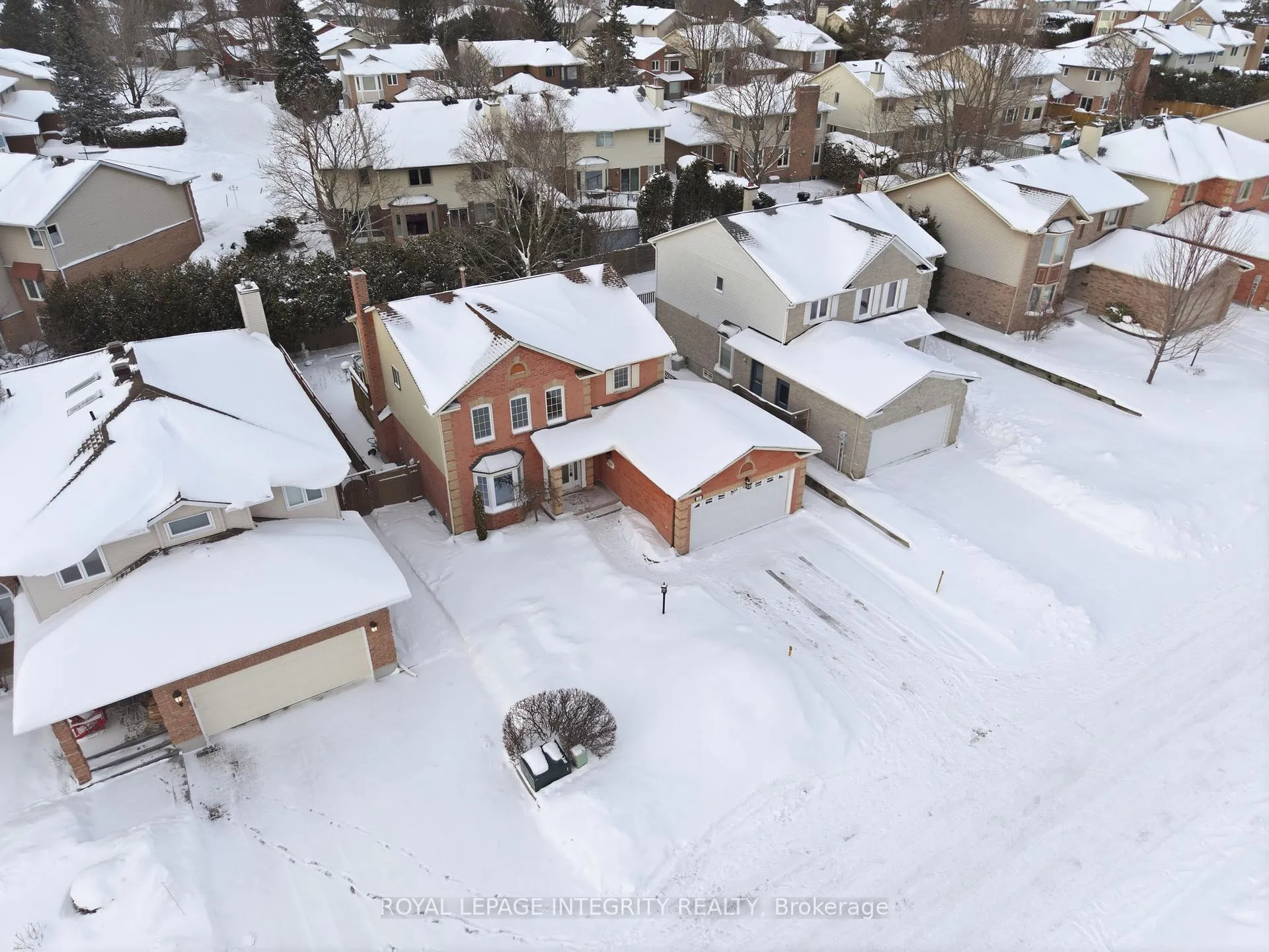 Photo 2 of 11 Rosethorn Way, Ottawa, Kanata - Bridlewood — HOMEH