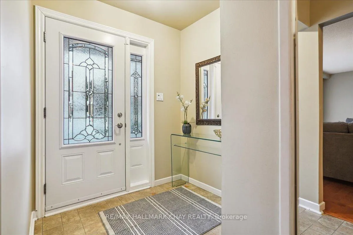 Photo 6 of 53 Roslyn Road, Barrie, Wellington — HOMEH