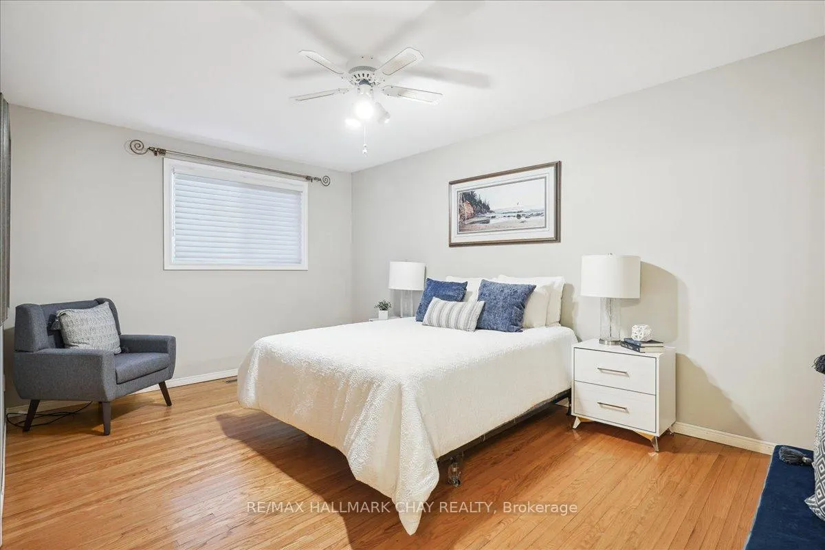Photo 22 of 53 Roslyn Road, Barrie, Wellington — HOMEH
