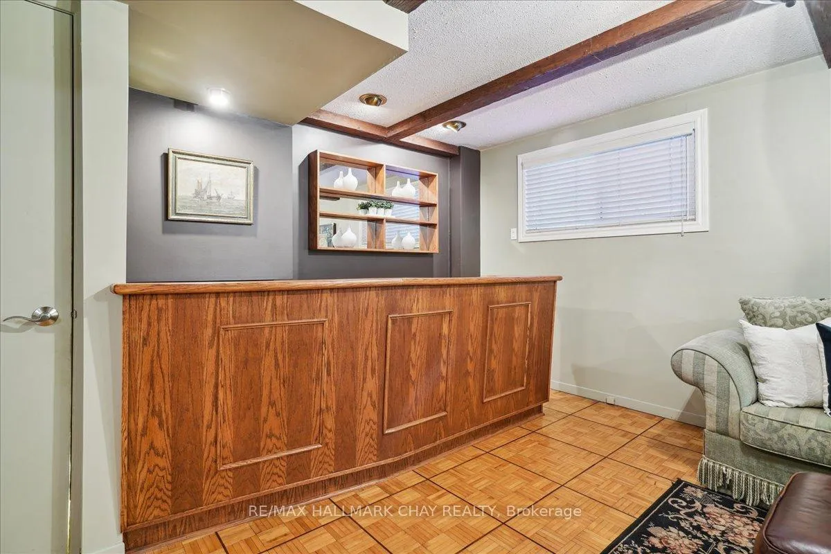 Photo 34 of 53 Roslyn Road, Barrie, Wellington — HOMEH