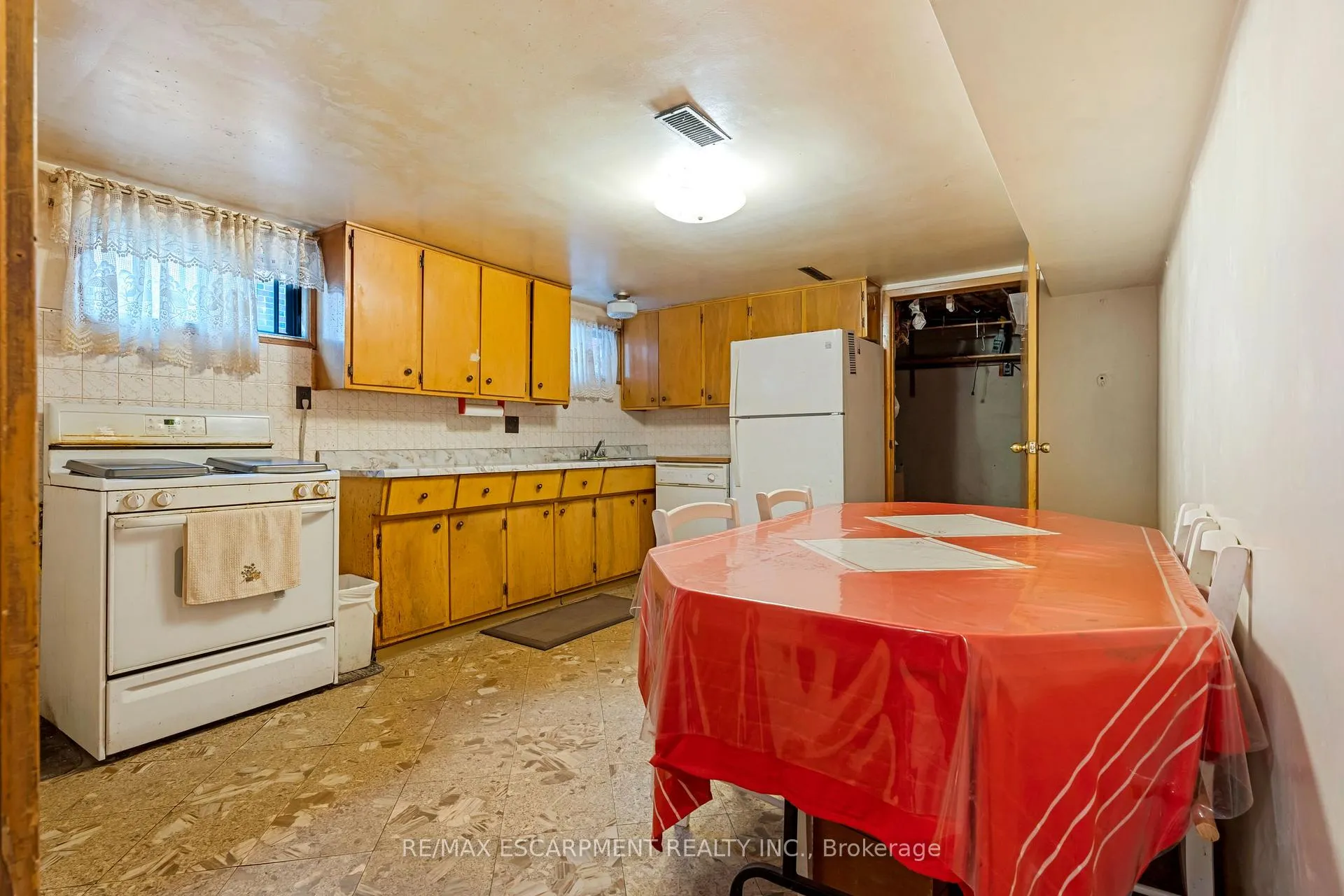 Photo 23 of 45 East 17th Street E, Hamilton, Inch Park — HOMEH
