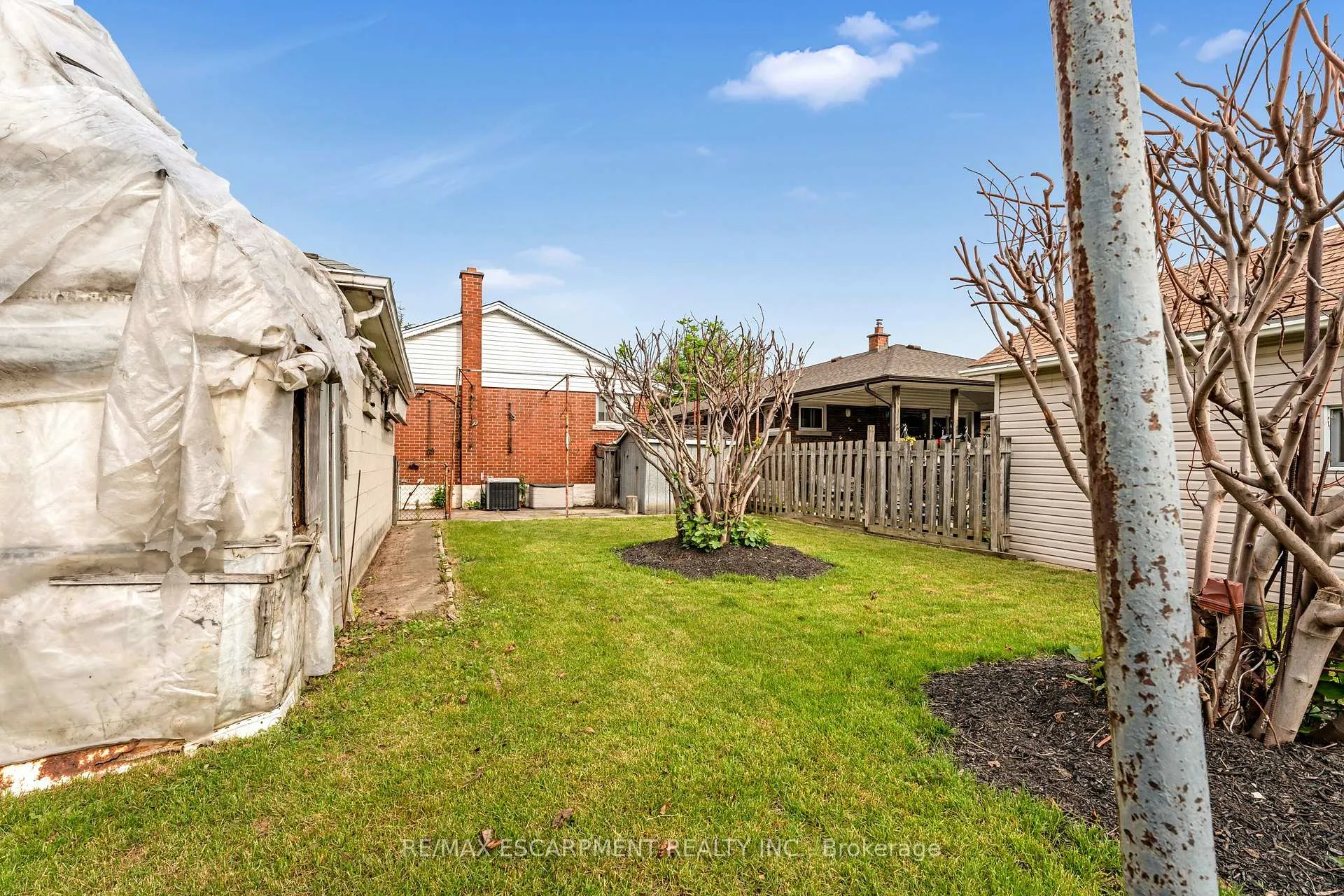 Photo 30 of 45 East 17th Street E, Hamilton, Inch Park — HOMEH