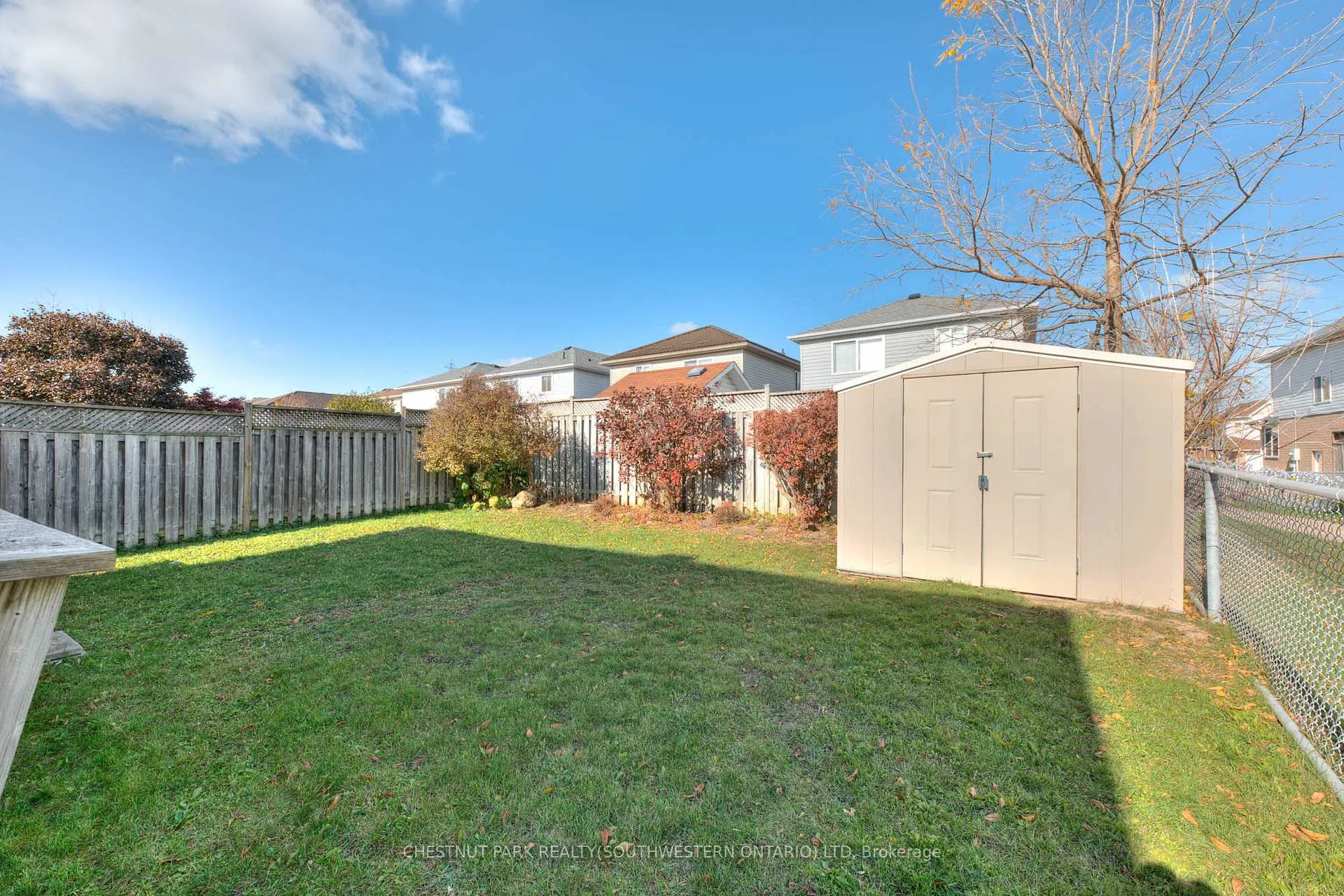 Photo 37 of 38 Heatherwood Place, Kitchener — HOMEH