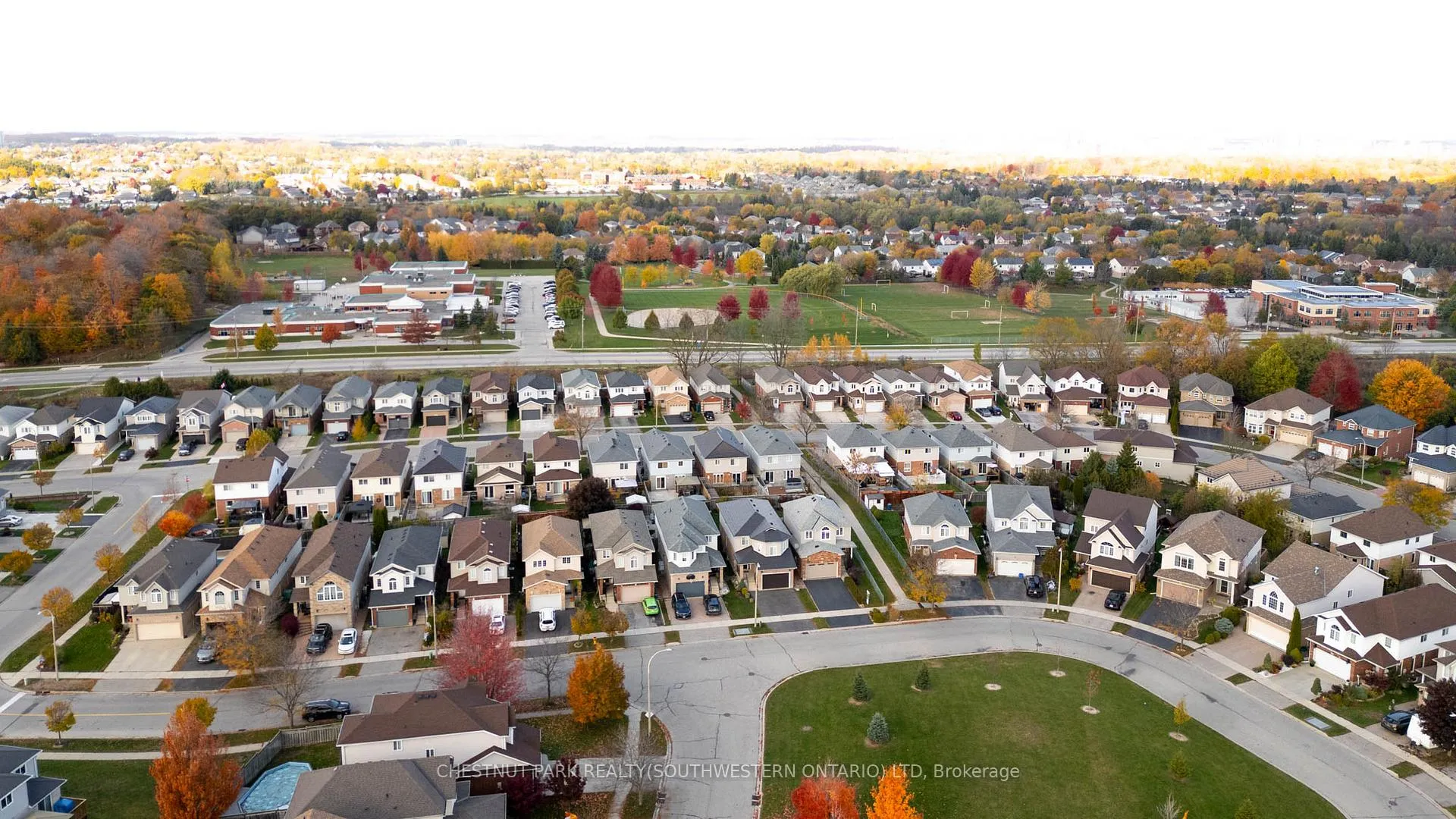 Photo 45 of 38 Heatherwood Place, Kitchener — HOMEH