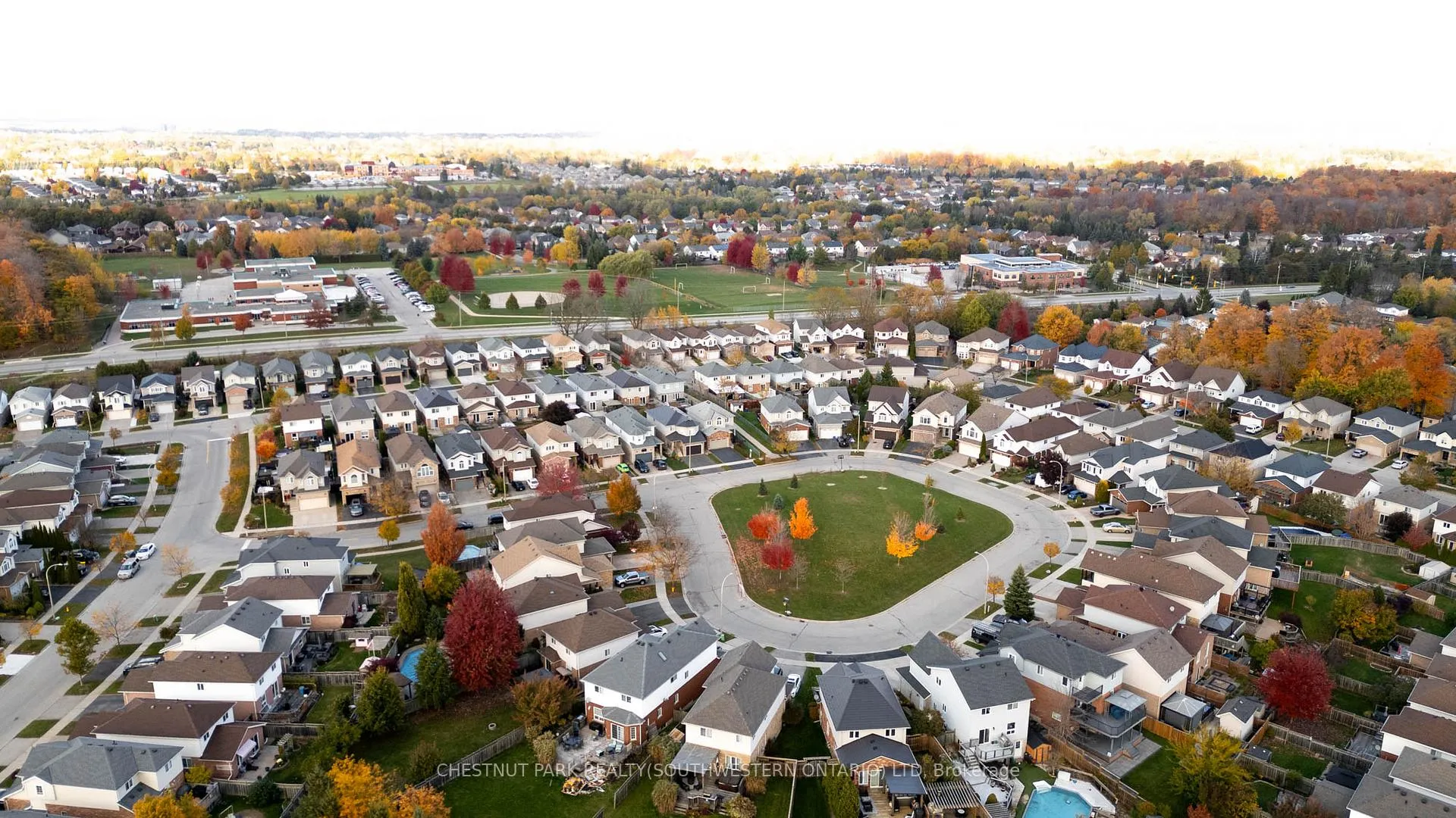 Photo 46 of 38 Heatherwood Place, Kitchener — HOMEH