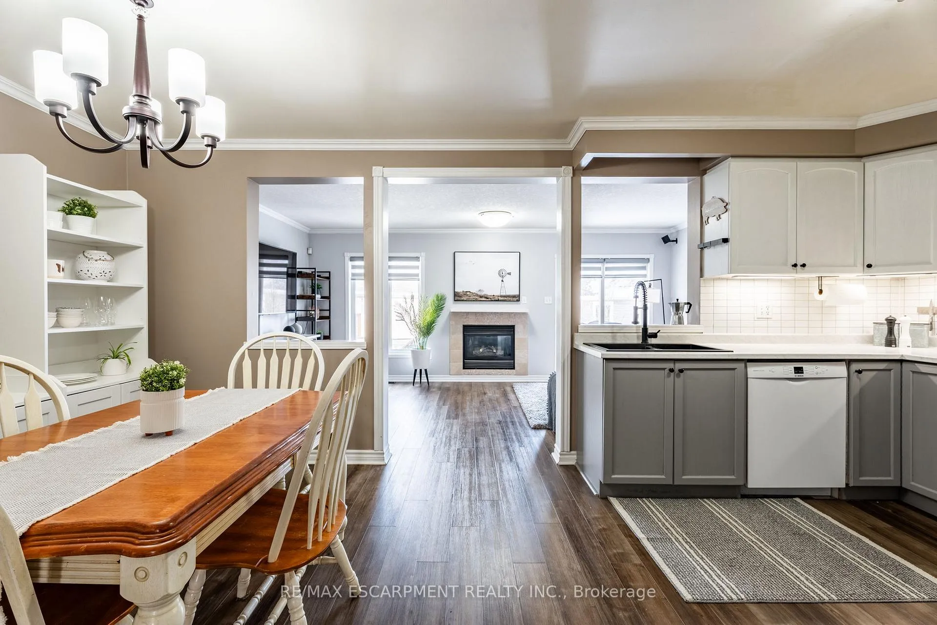 Photo 6 of 17 Archer Way, Hamilton, Rural Glanbrook — HOMEH