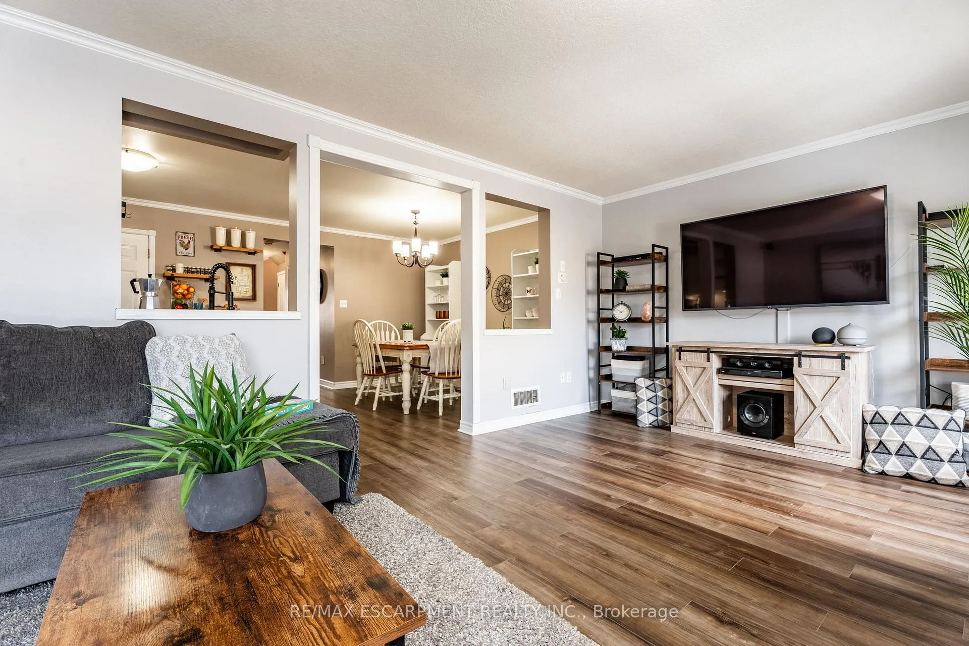 Photo 17 of 17 Archer Way, Hamilton, Rural Glanbrook — HOMEH