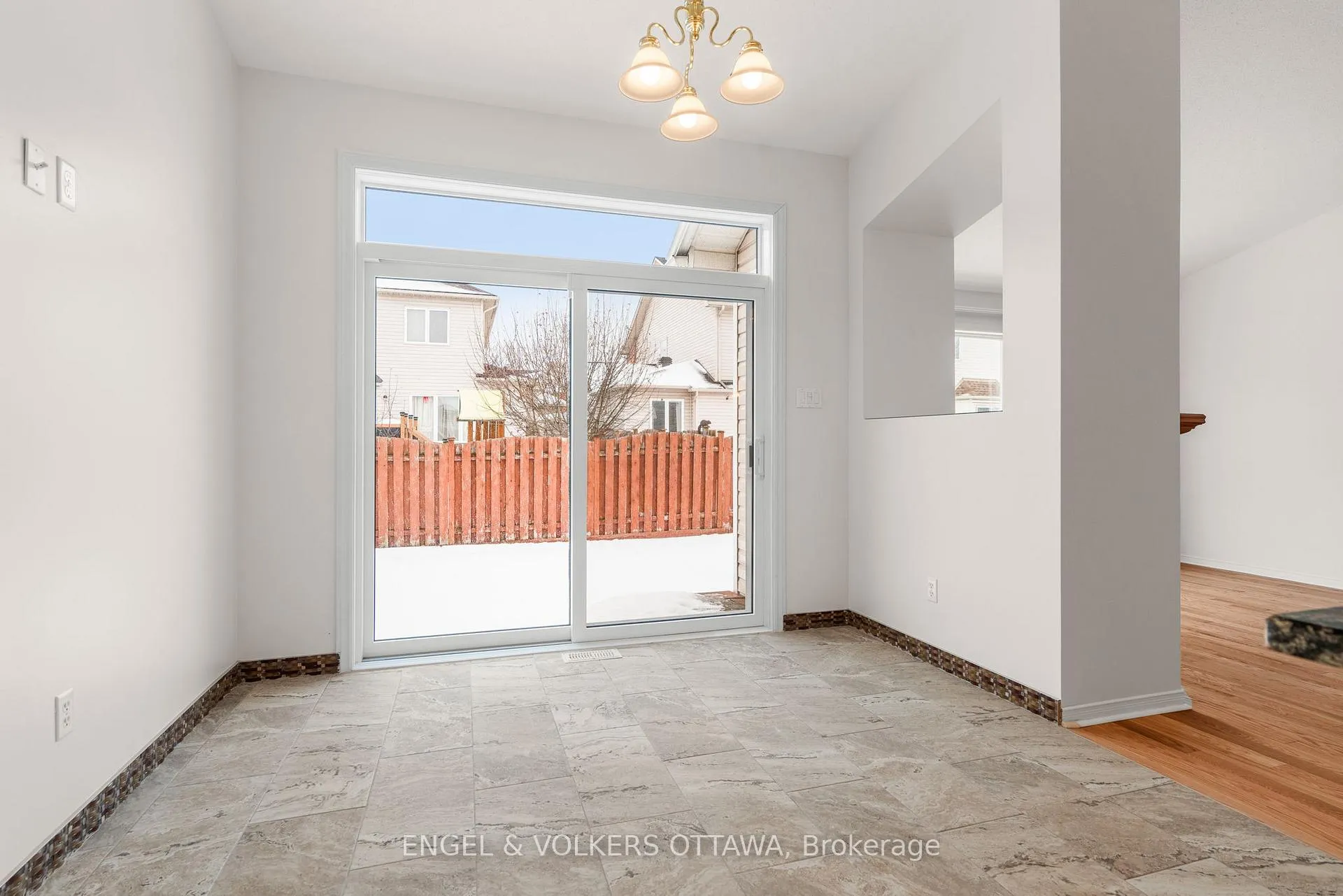 Photo 16 of 28 Camberley Street, Ottawa, Barrhaven East — HOMEH