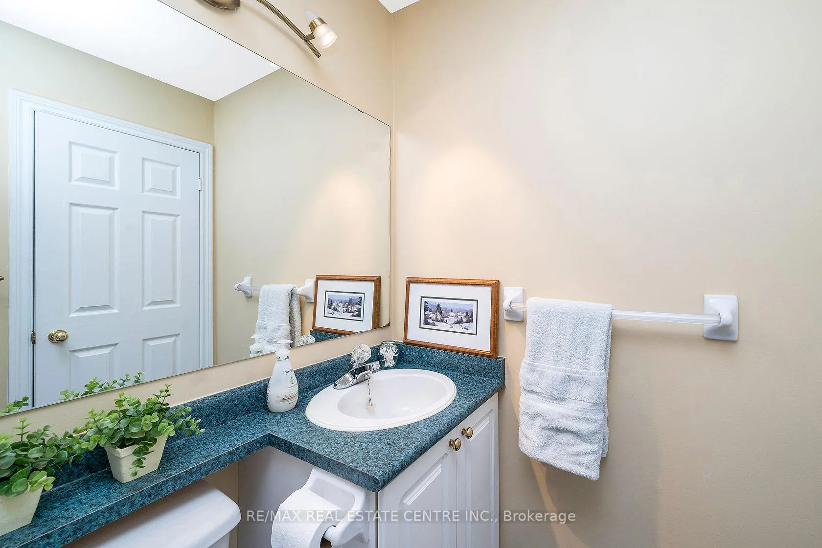 Photo 20 of Unit 3, 76 River Drive, Halton Hills, Georgetown — HOMEH