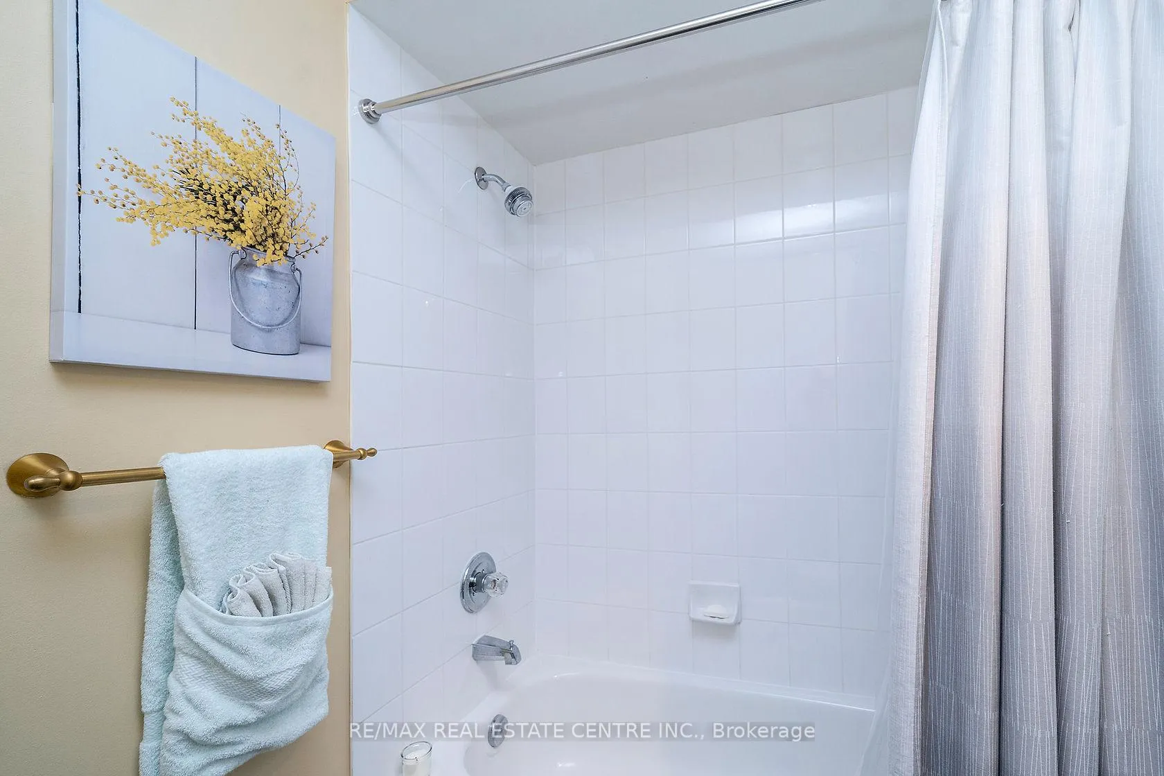Photo 21 of Unit 3, 76 River Drive, Halton Hills, Georgetown — HOMEH