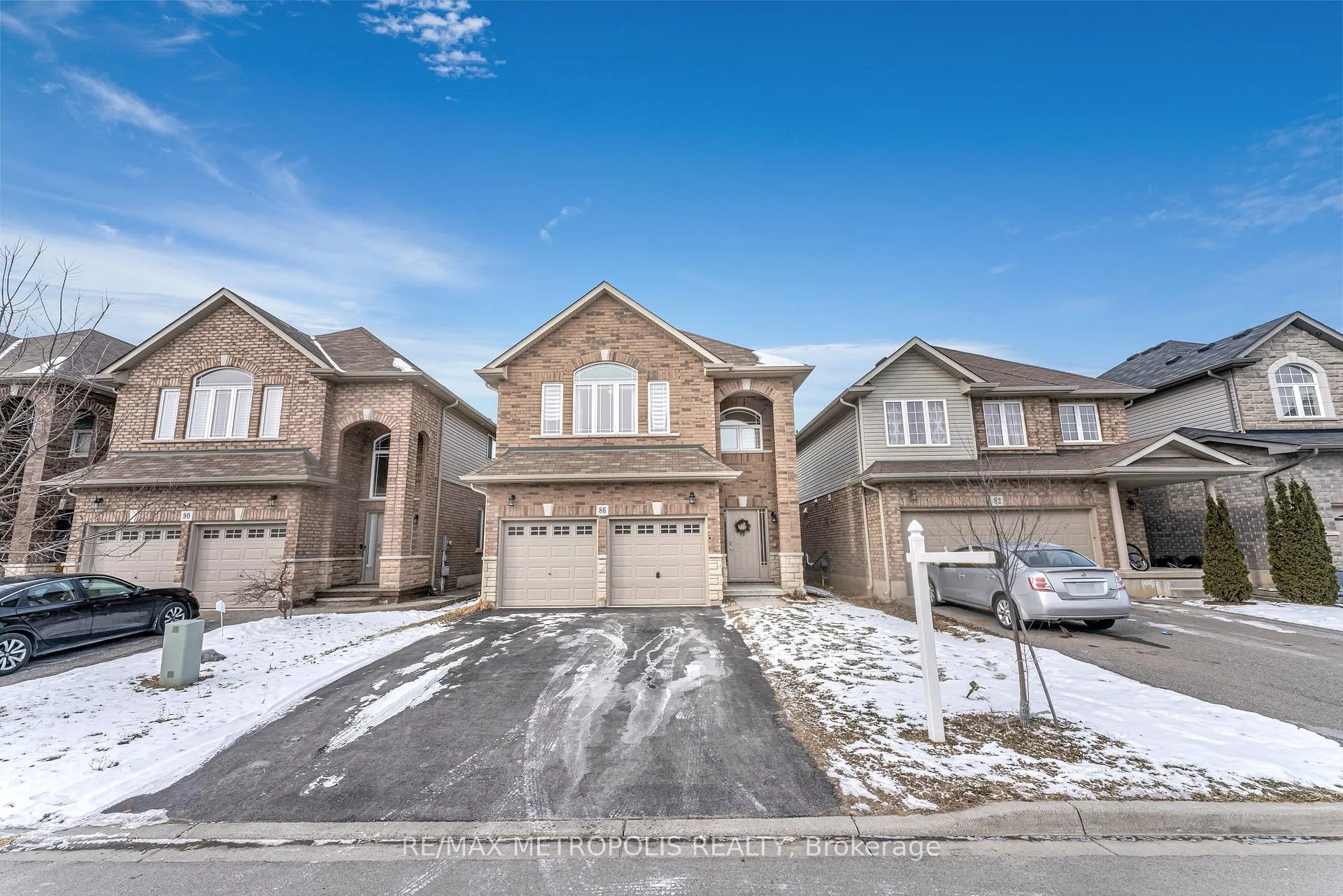 Photo 1 of 86 Keystone Crescent, Hamilton, Rural Glanbrook — HOMEH