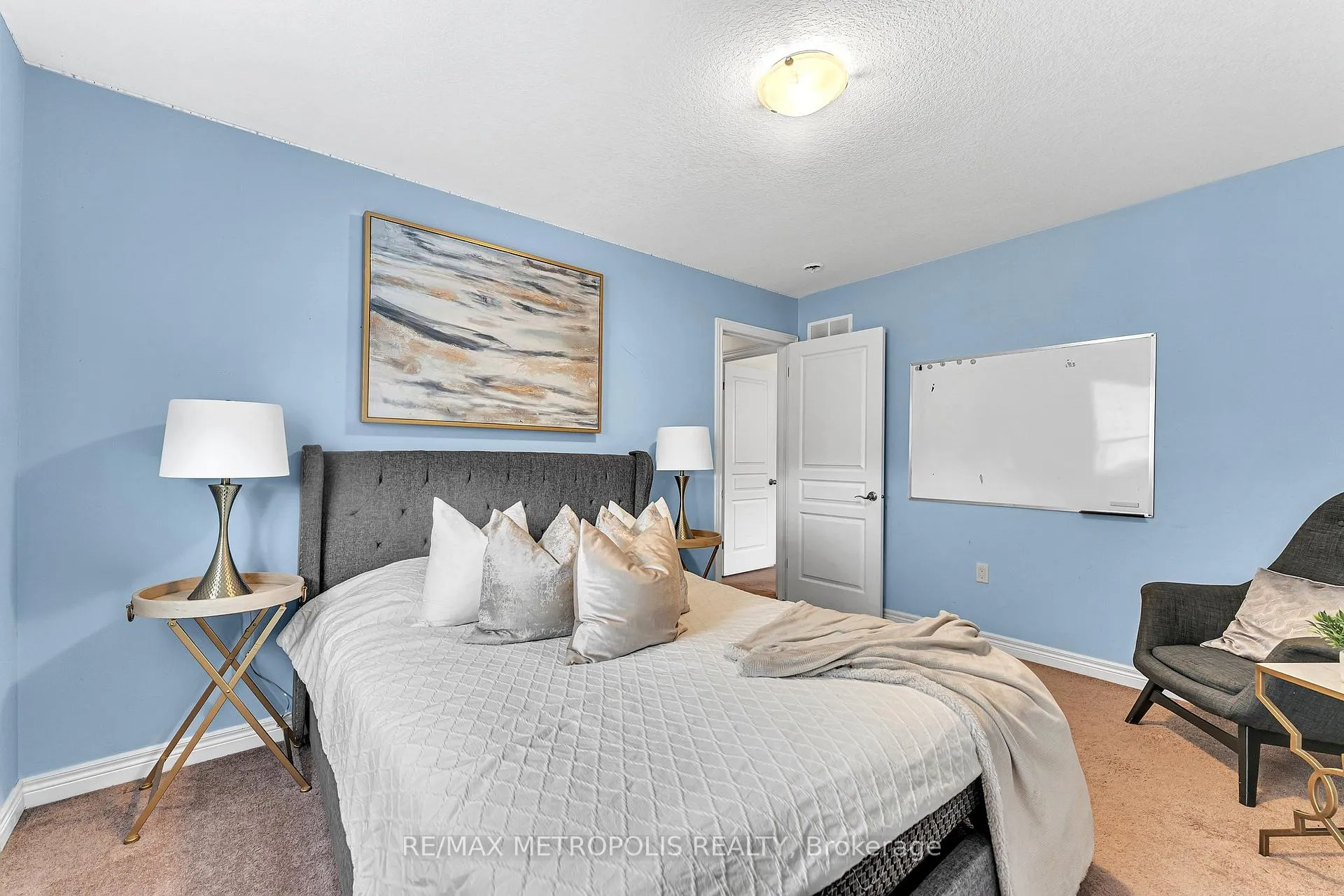 Photo 32 of 86 Keystone Crescent, Hamilton, Rural Glanbrook — HOMEH