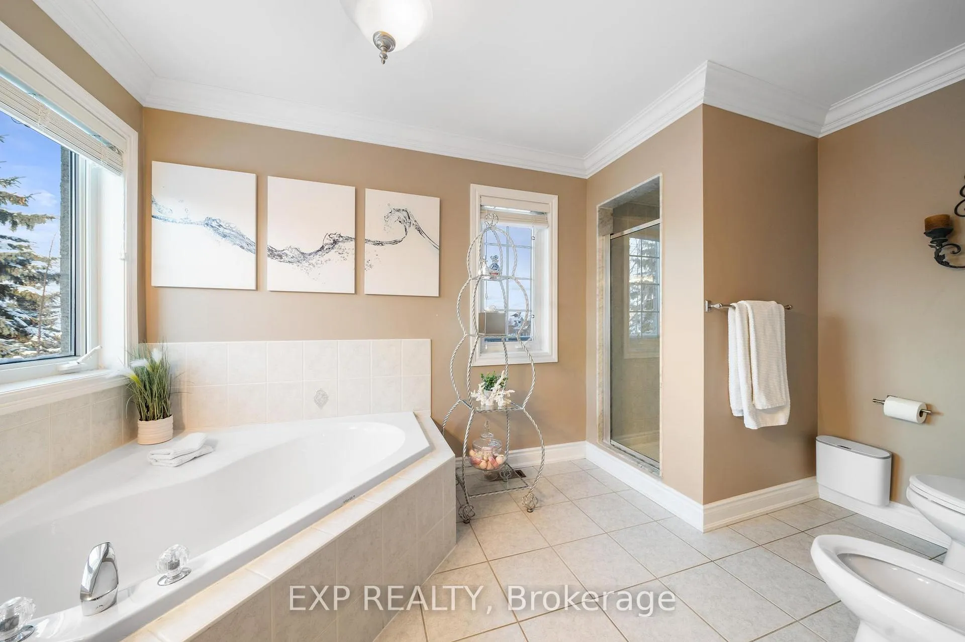 Photo 22 of 86 Village Green Drive, Vaughan, East Woodbridge — HOMEH