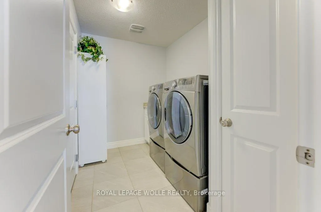 Photo 11 of 75 Forbes Crescent, North Perth, Listowel — HOMEH