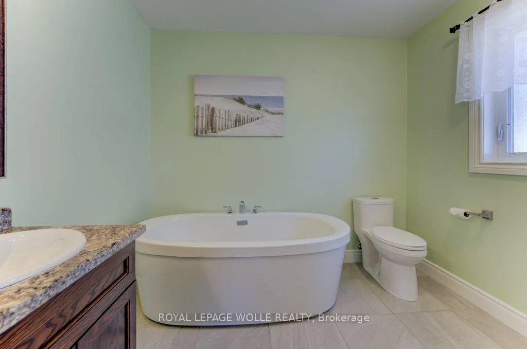 Photo 33 of 75 Forbes Crescent, North Perth, Listowel — HOMEH