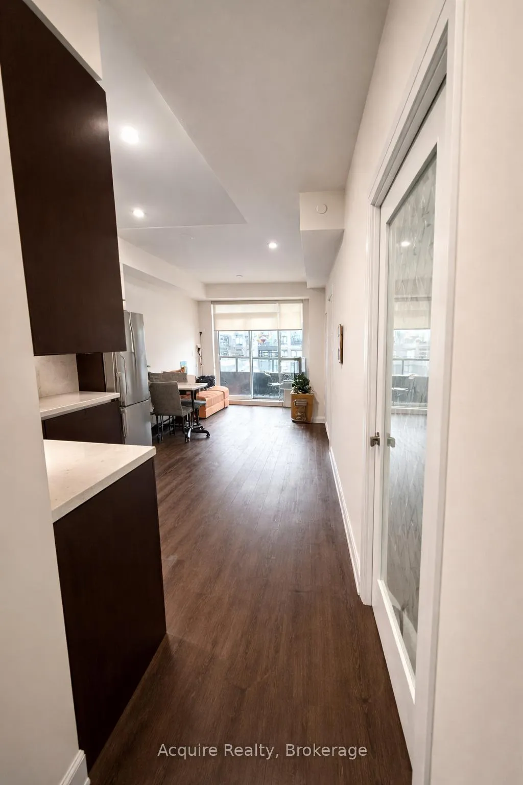 Photo 2 of Unit 630, 15 Water Walk Drive, Markham, Unionville — HOMEH