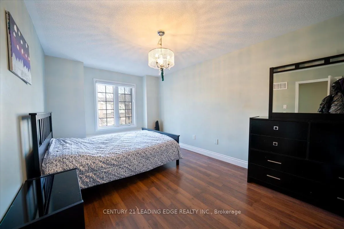 Photo 15 of 15 Coranto Way, Vaughan, Vellore Village — HOMEH