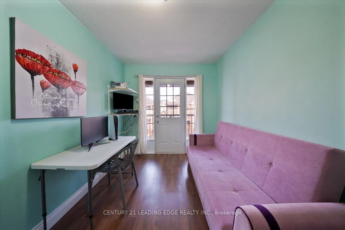 Photo 18 of 15 Coranto Way, Vaughan, Vellore Village — HOMEH
