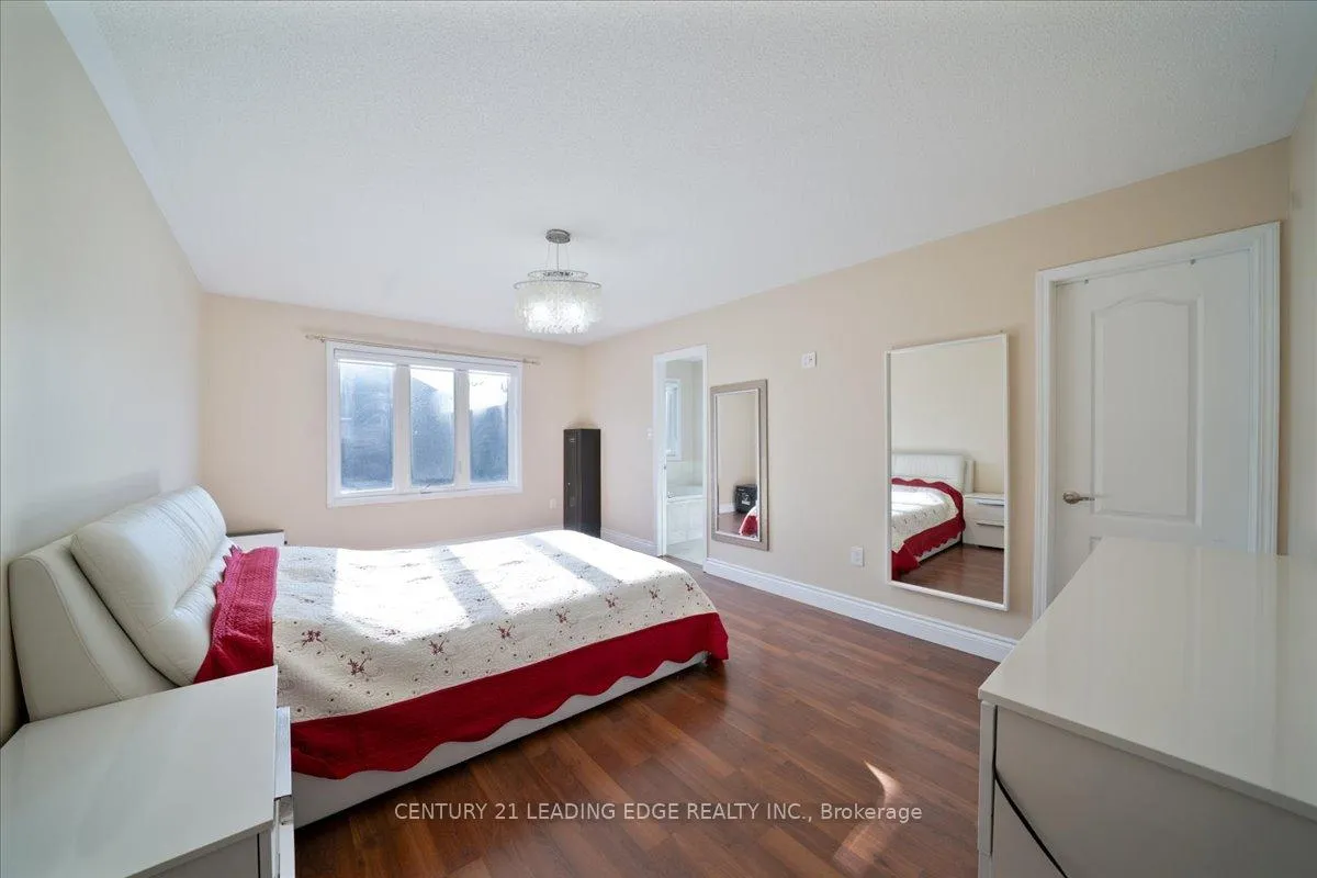 Photo 23 of 15 Coranto Way, Vaughan, Vellore Village — HOMEH