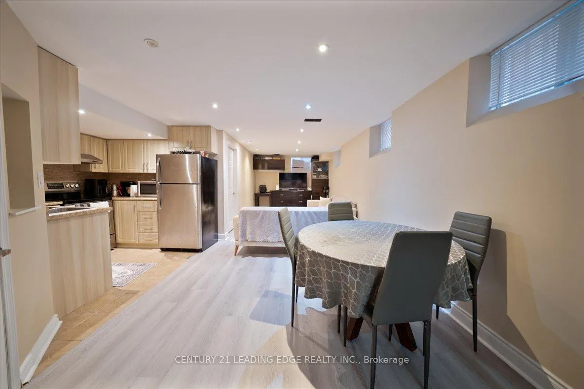Photo 45 of 15 Coranto Way, Vaughan, Vellore Village — HOMEH