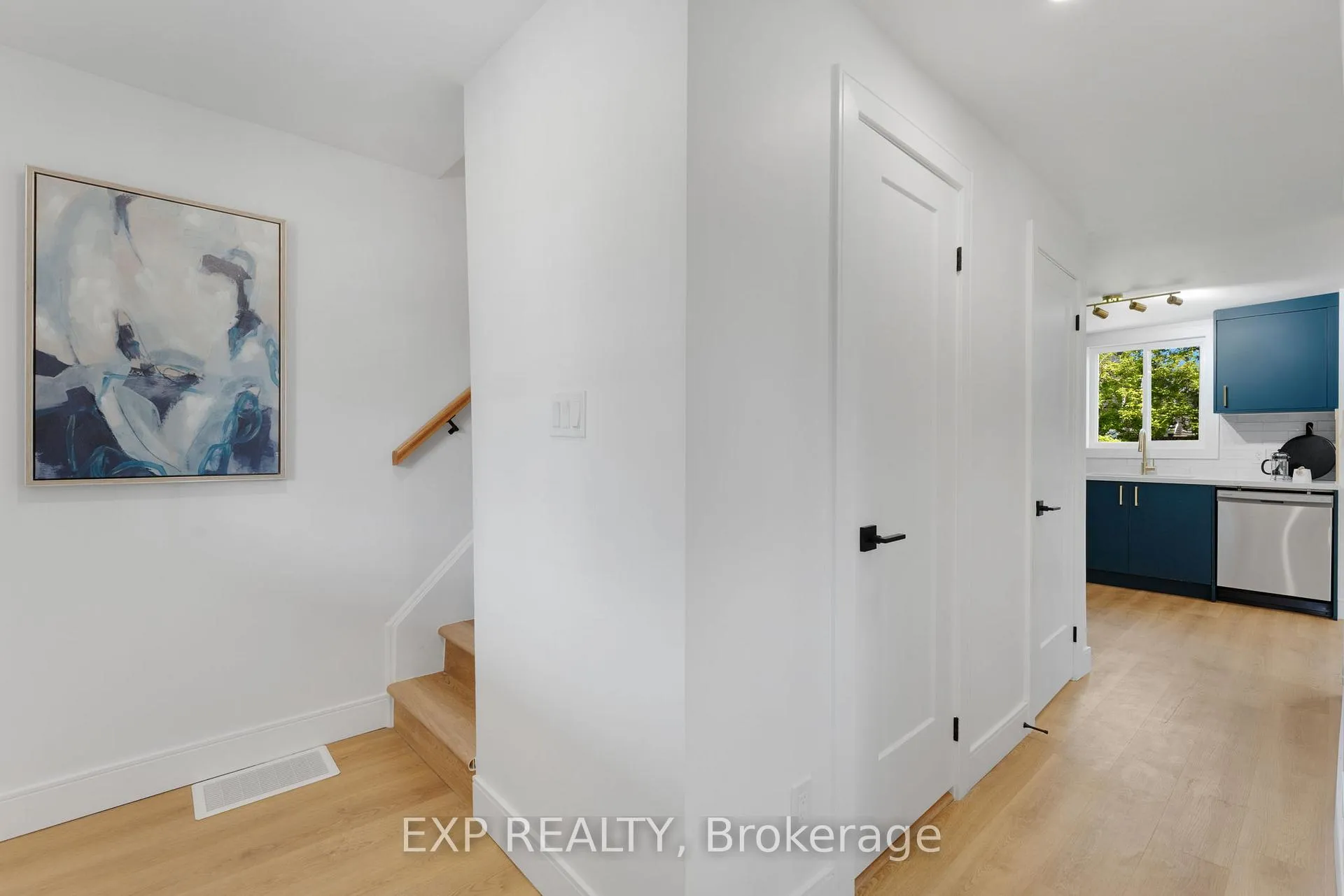 Photo 6 of 62 Norman Street, Hamilton, Crown Point — HOMEH