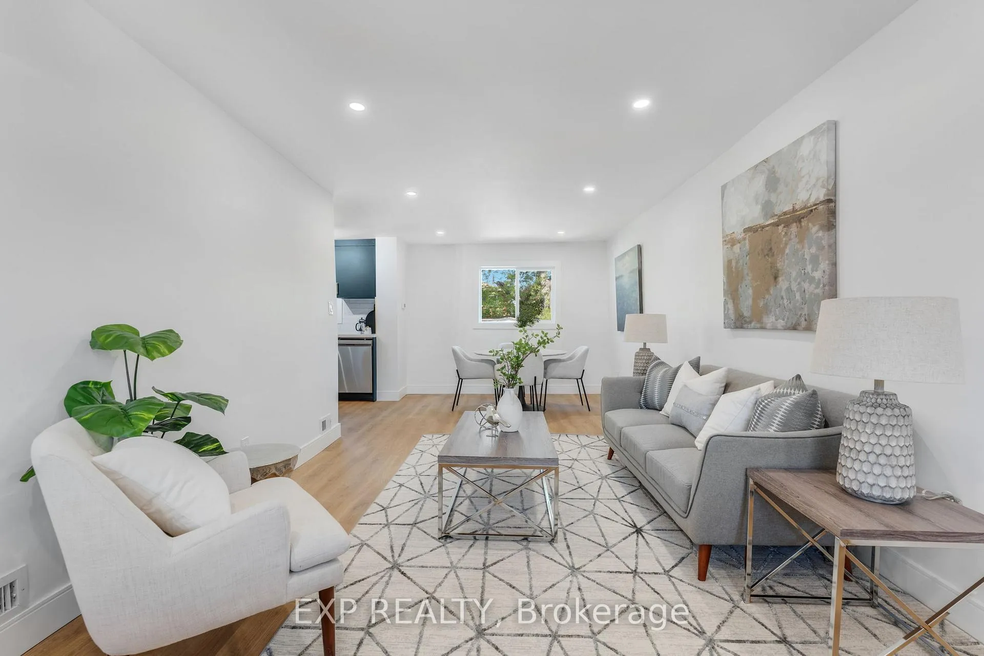 Photo 9 of 62 Norman Street, Hamilton, Crown Point — HOMEH