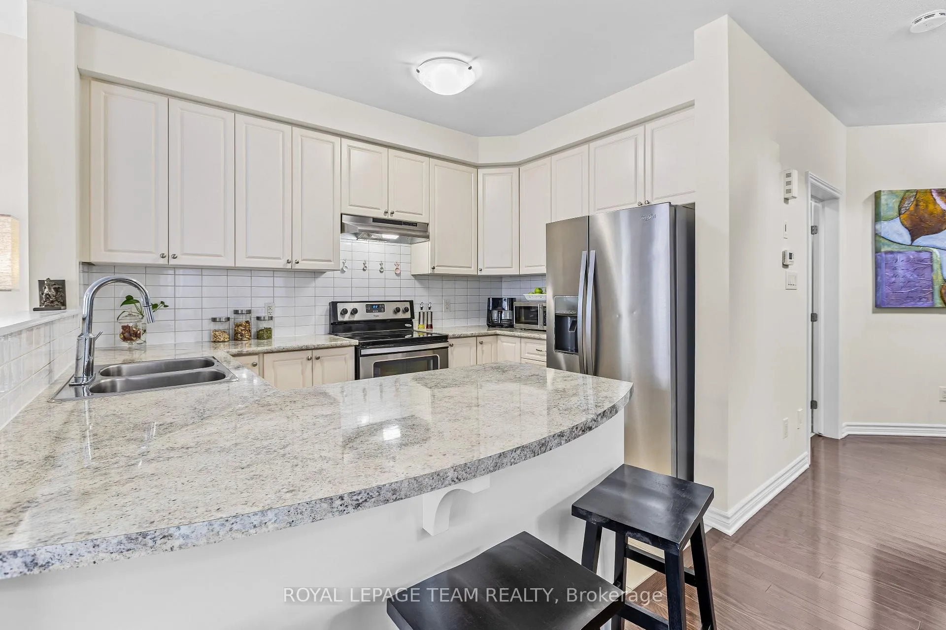 Photo 7 of 926 Bunchberry Way, Ottawa, Blossom Park/Kemp Park/Findlay Creek — HOMEH