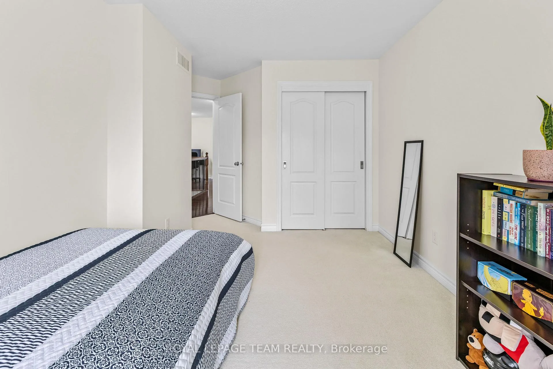 Photo 21 of 926 Bunchberry Way, Ottawa, Blossom Park/Kemp Park/Findlay Creek — HOMEH