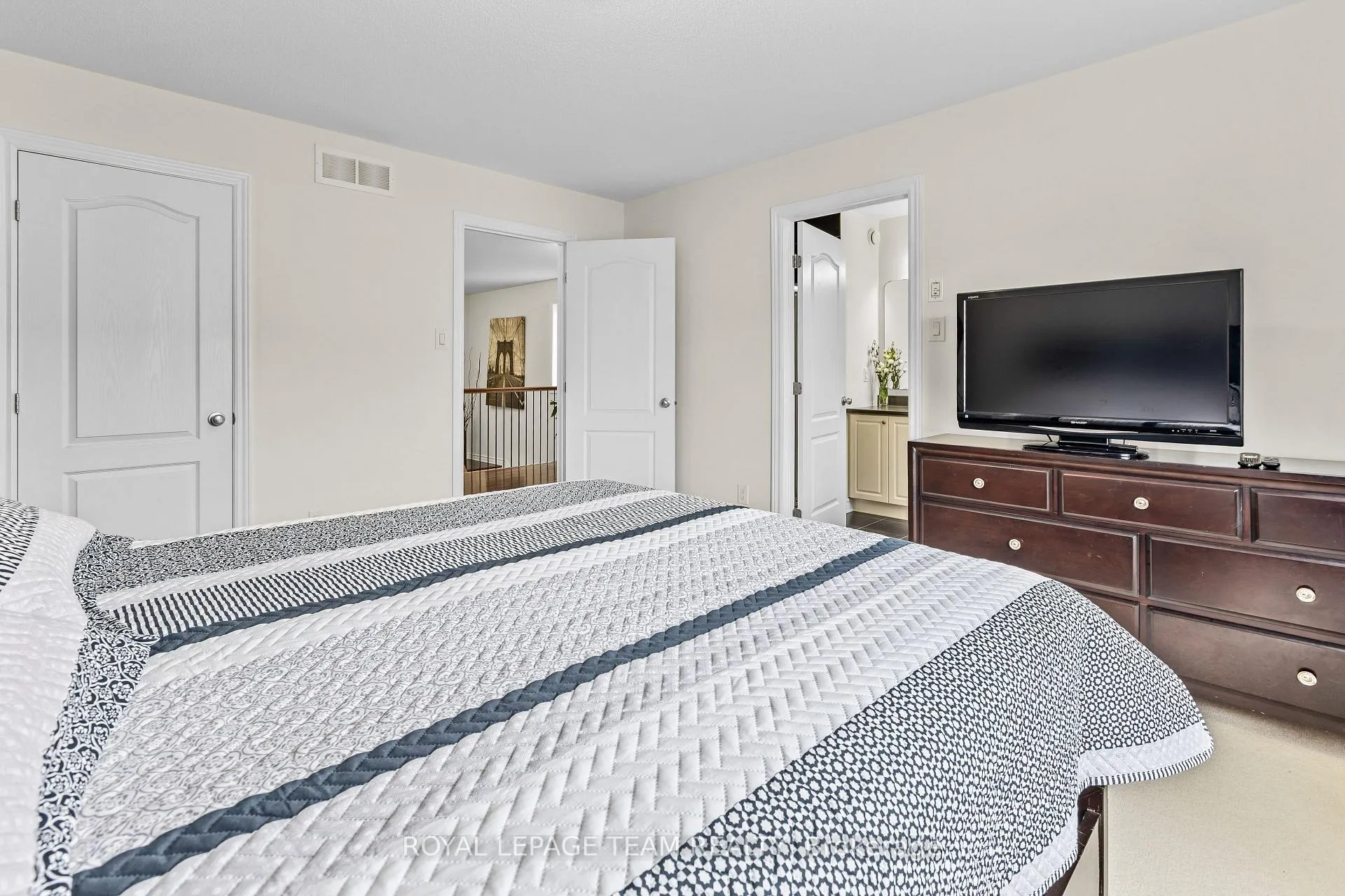 Photo 29 of 926 Bunchberry Way, Ottawa, Blossom Park/Kemp Park/Findlay Creek — HOMEH