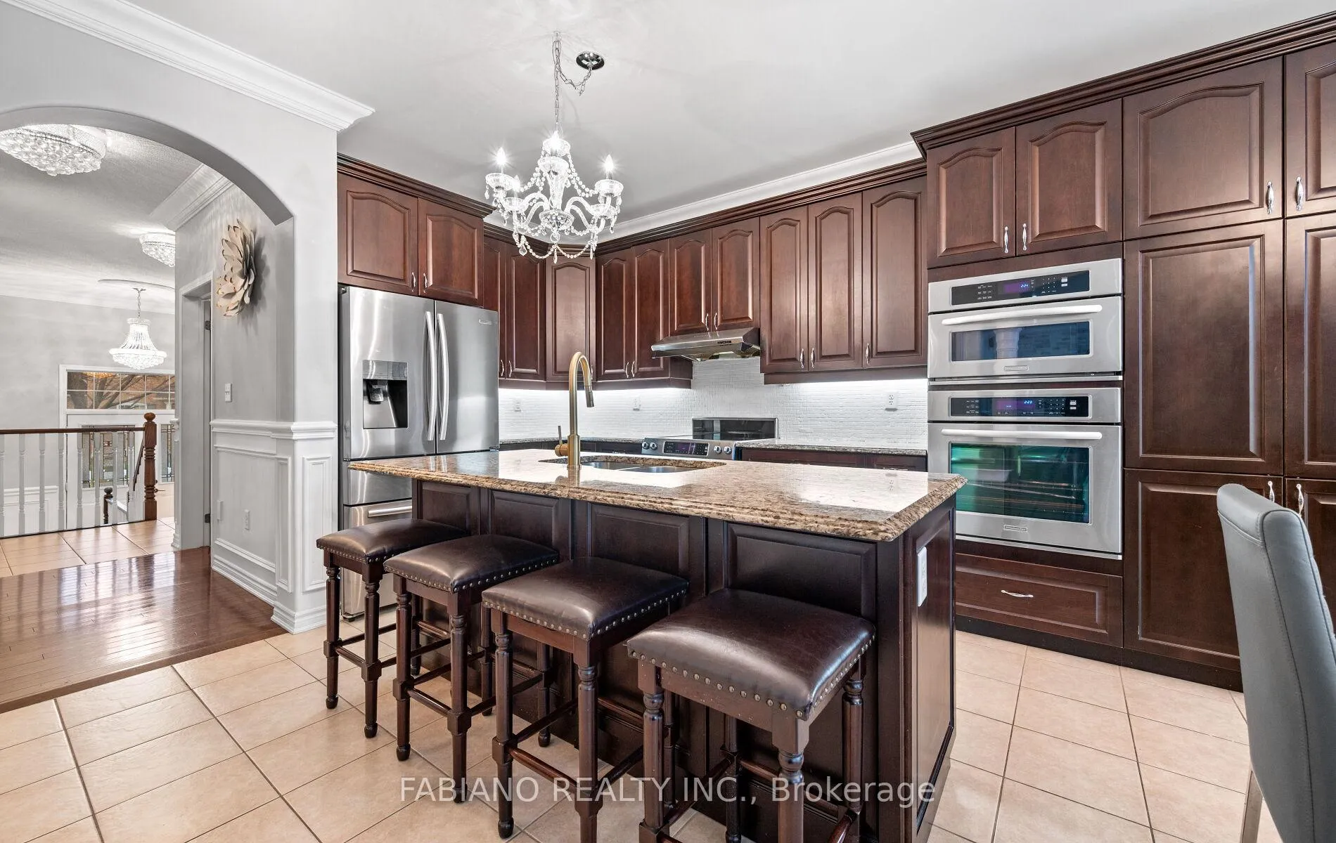 Photo 10 of 18 Birch Tree Trail, Brampton, Bram East — HOMEH