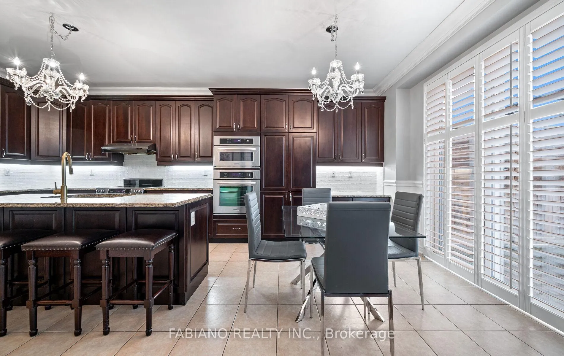 Photo 11 of 18 Birch Tree Trail, Brampton, Bram East — HOMEH