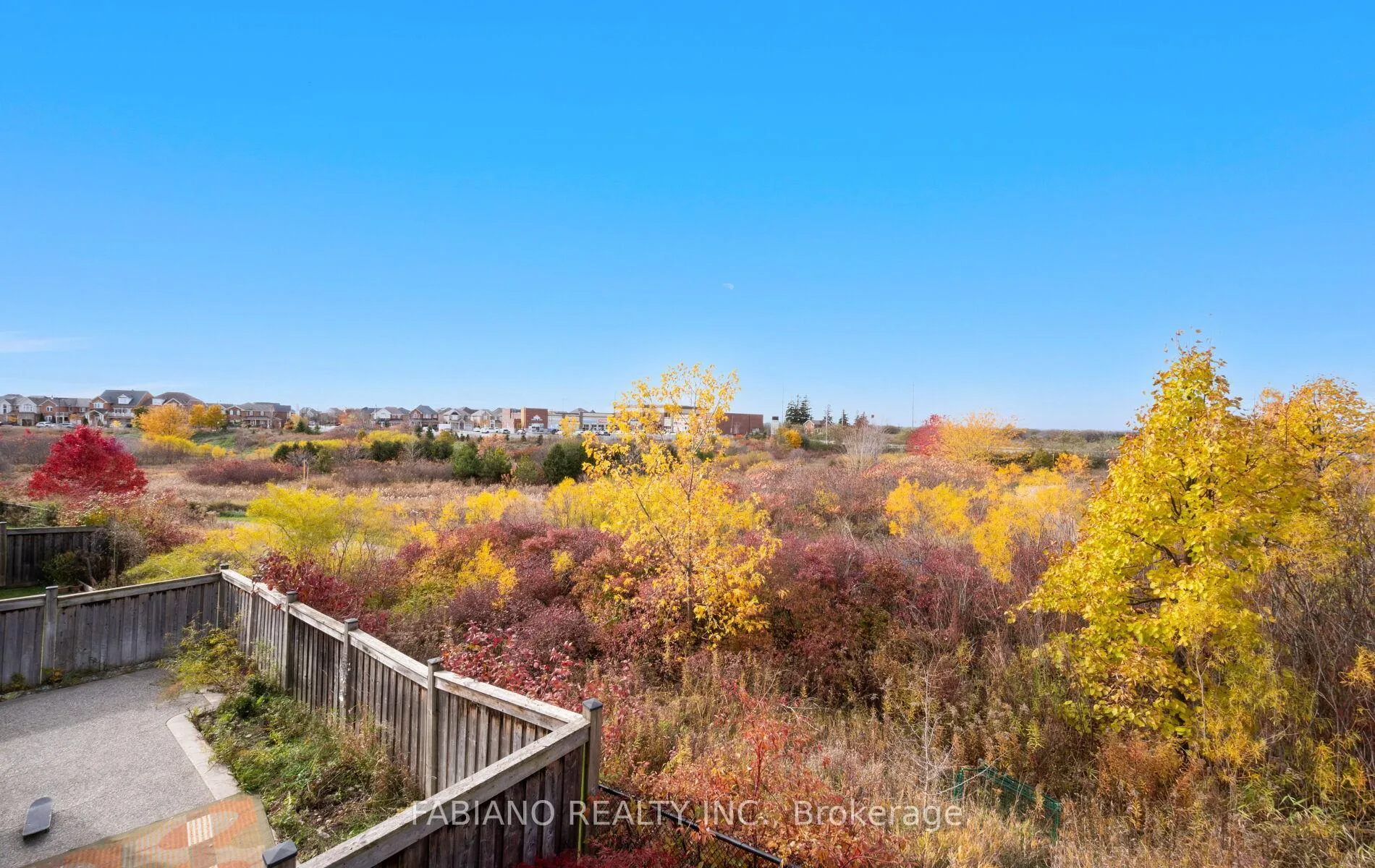 Photo 45 of 18 Birch Tree Trail, Brampton, Bram East — HOMEH
