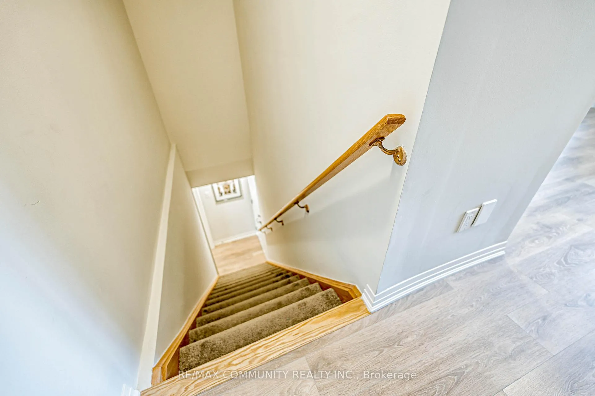 Photo 5 of 8 Esquire Way, Whitby, Taunton North — HOMEH