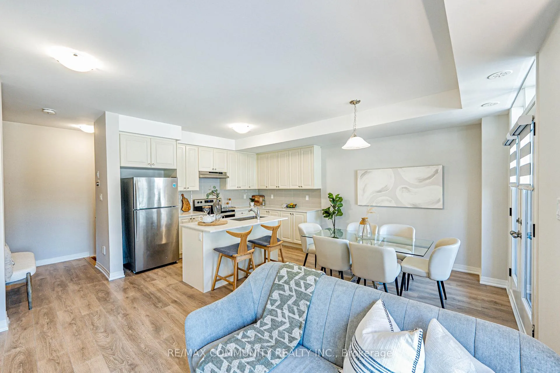 Photo 10 of 8 Esquire Way, Whitby, Taunton North — HOMEH