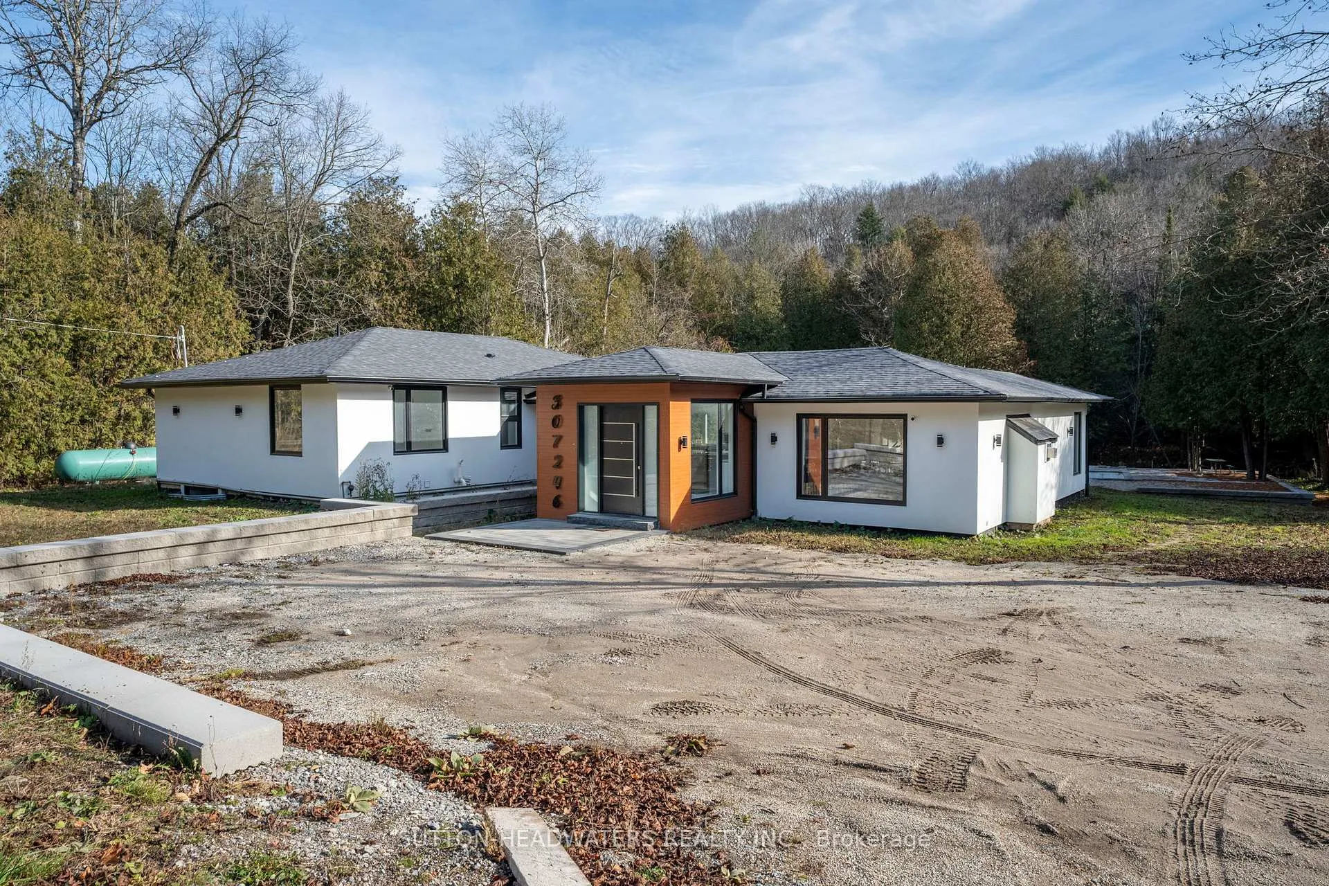 Photo 1 of 307246 Hockley Road, Mono, Rural Mono — HOMEH