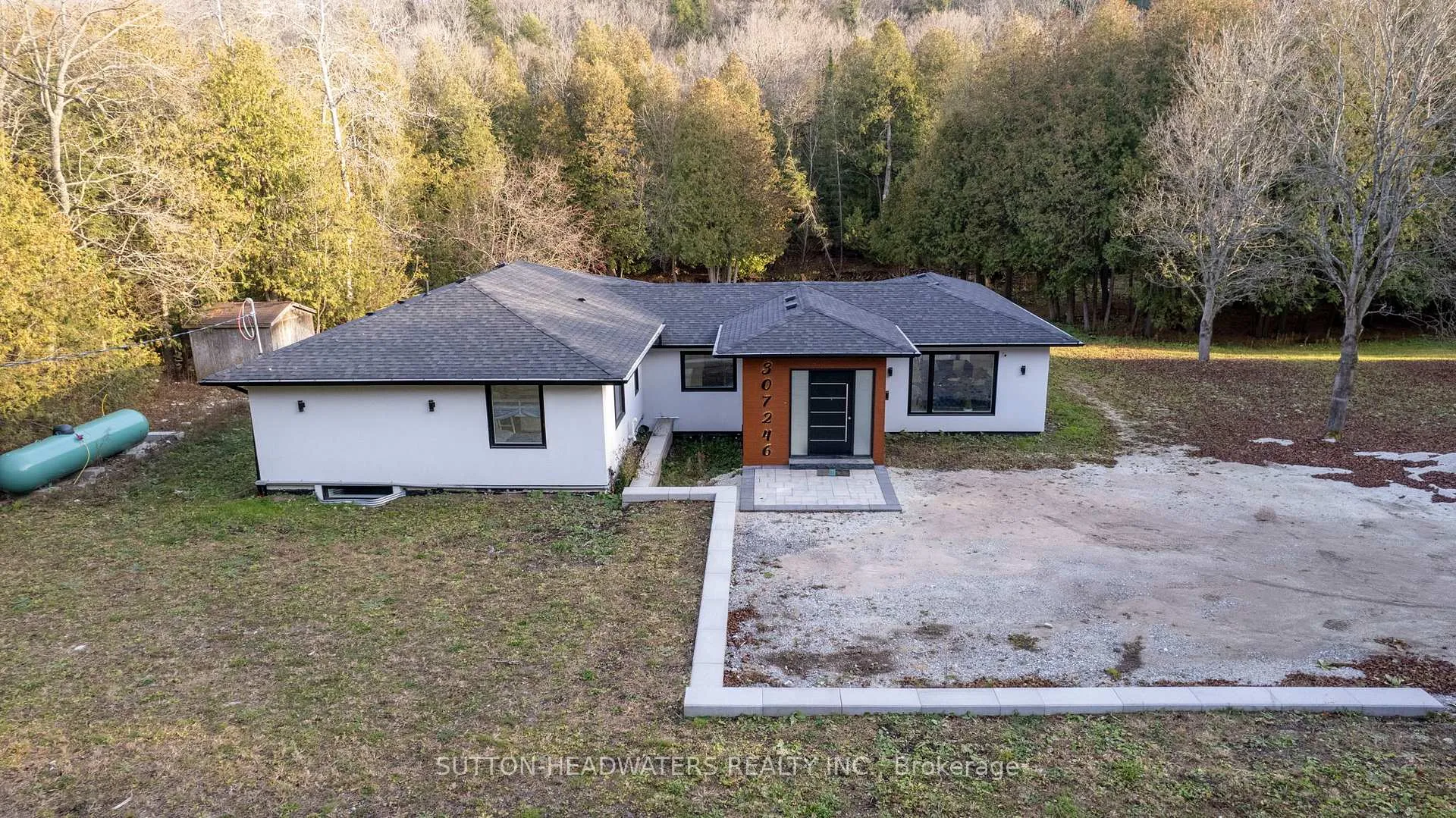 Photo 4 of 307246 Hockley Road, Mono, Rural Mono — HOMEH