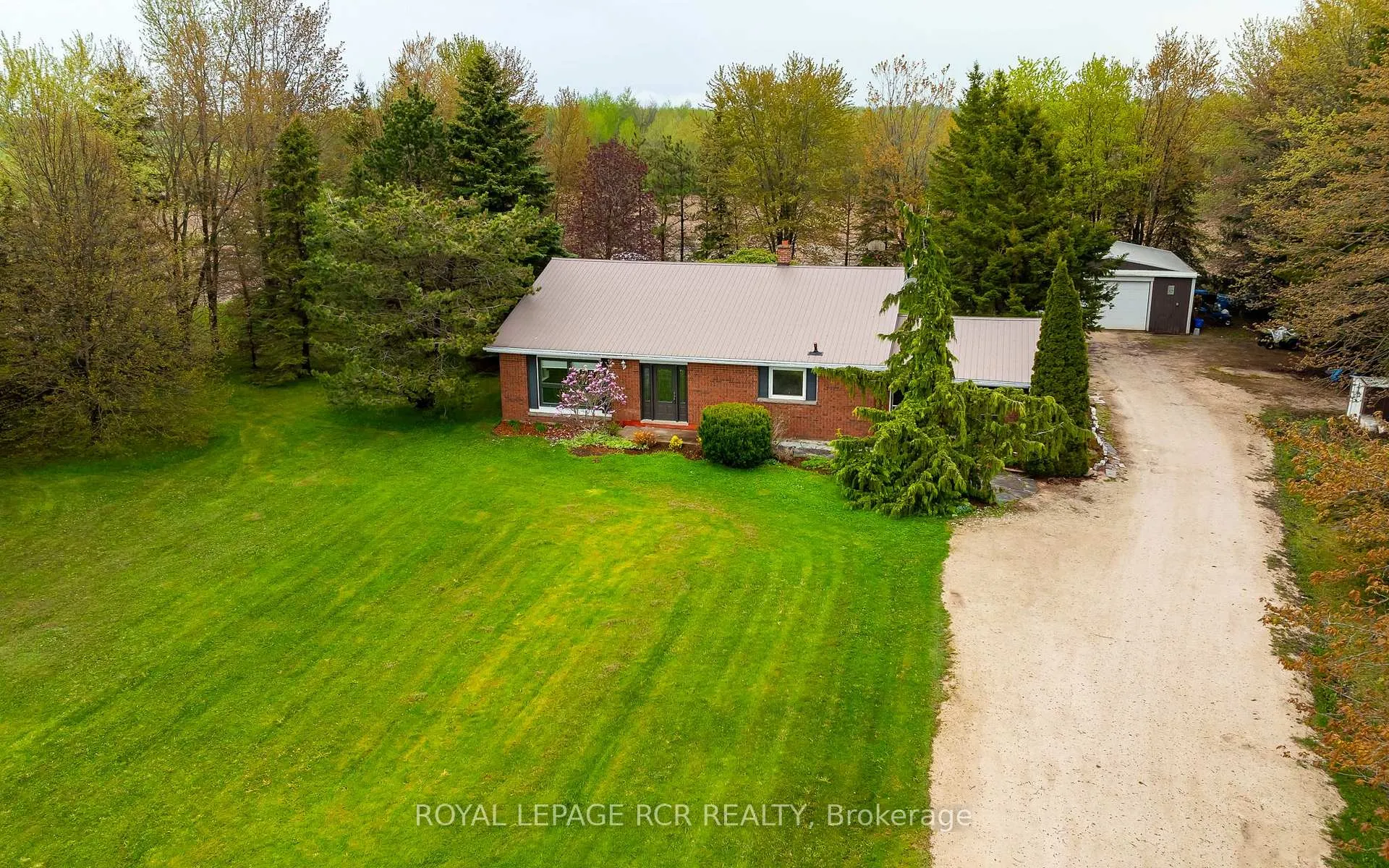 Photo 1 of 433409 4th Line, Amaranth, Rural Amaranth — HOMEH