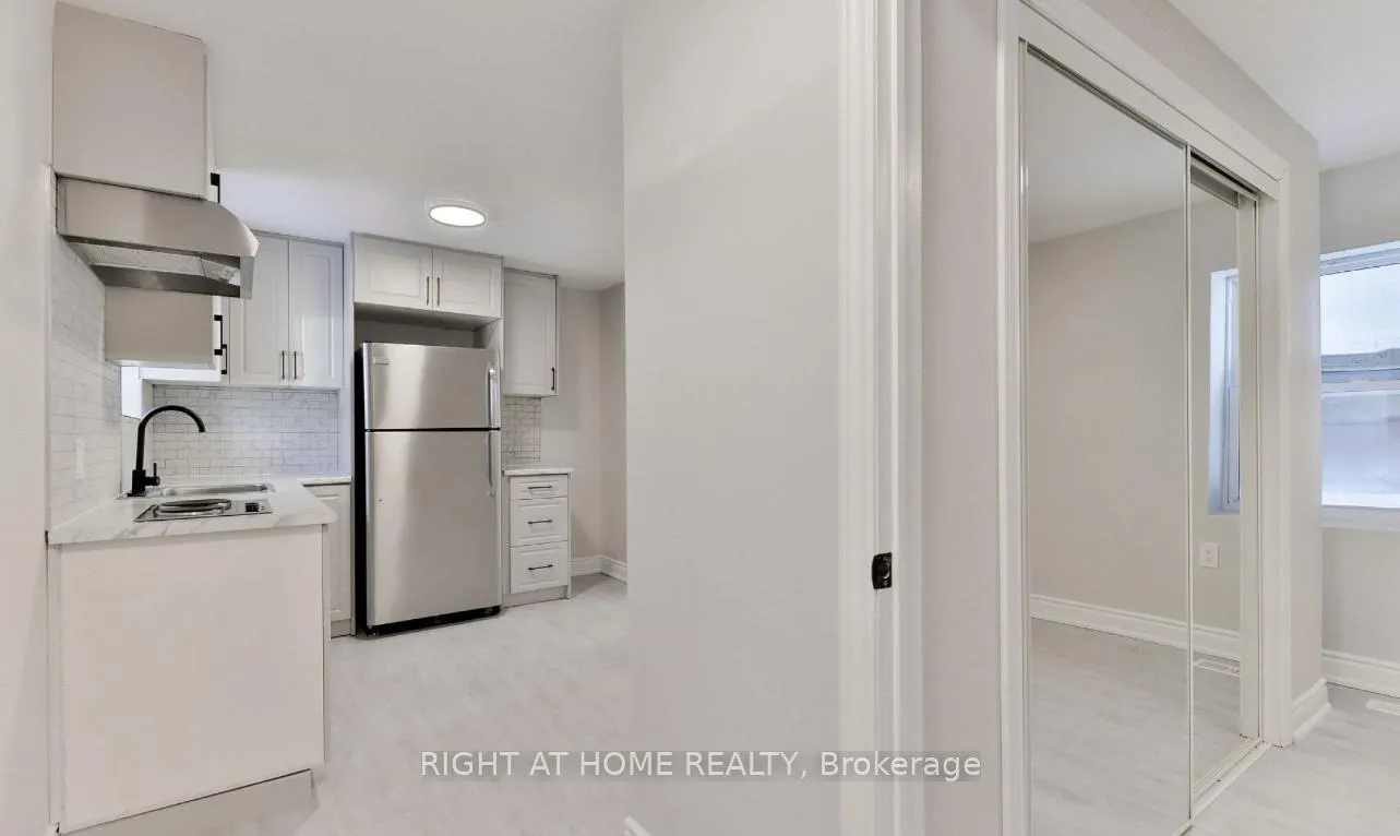 Photo 7 of 93 Mcmillan Drive, Oshawa, O'Neill — HOMEH